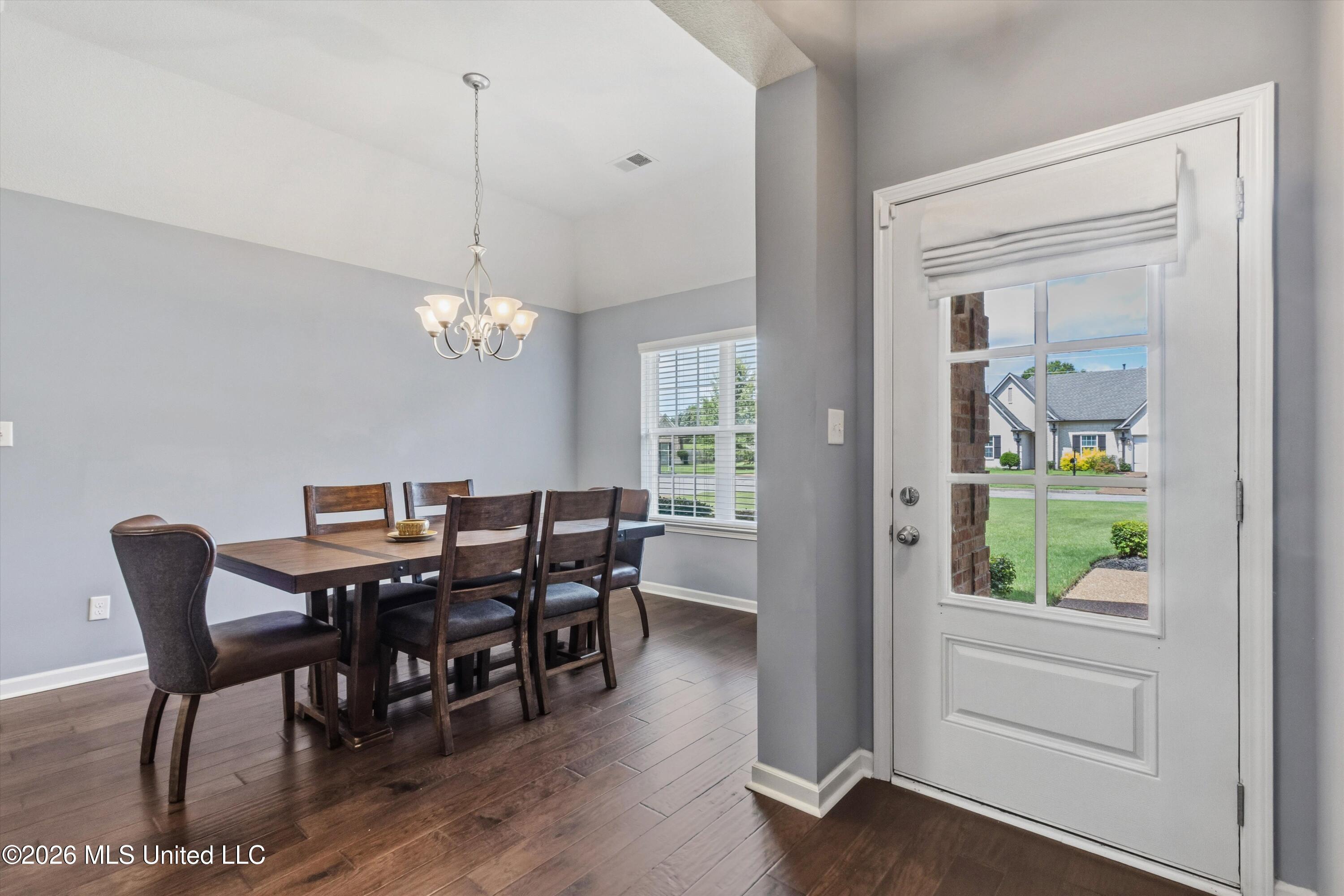 5166 Ashdown Place Property Photo 4