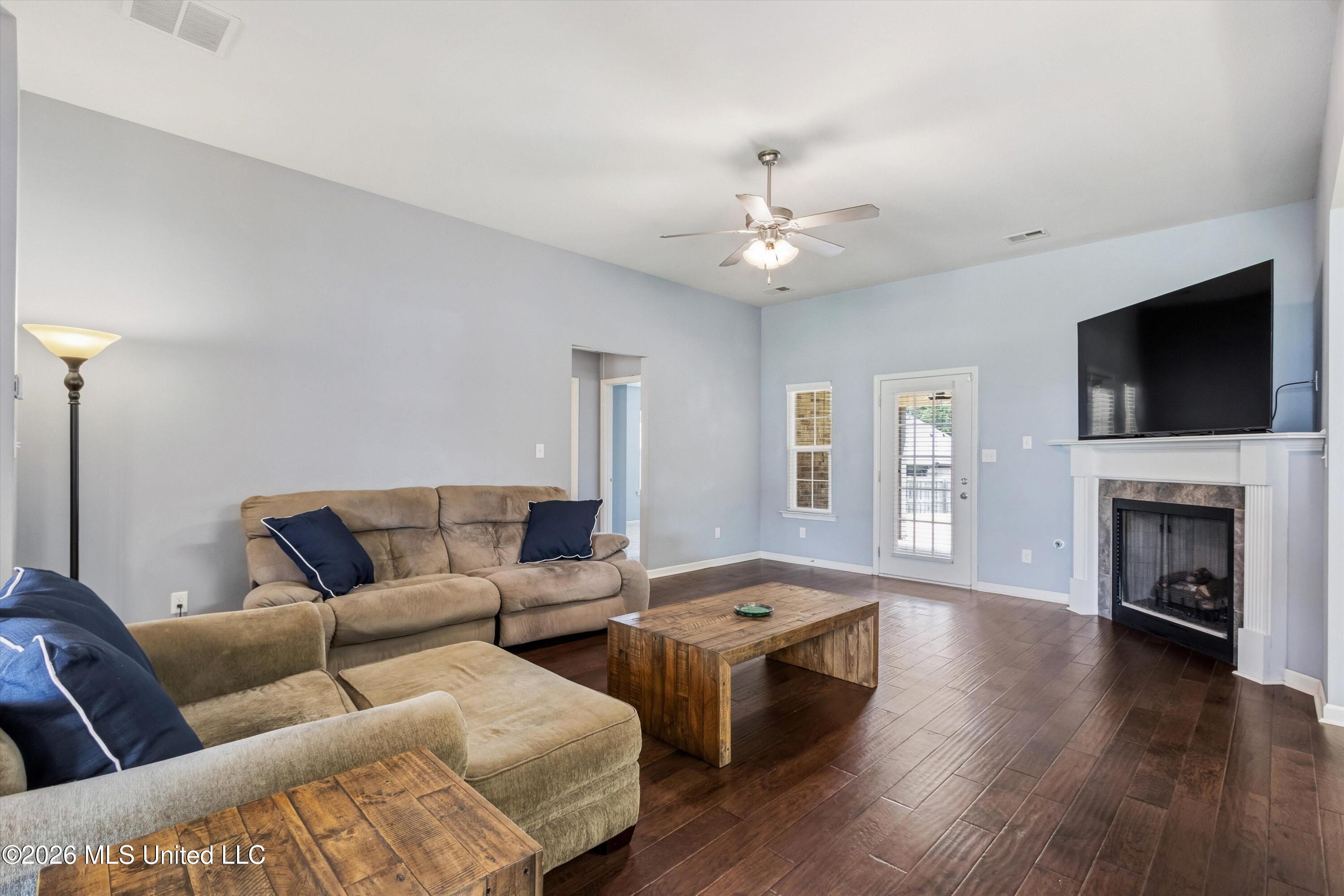 5166 Ashdown Place Property Photo 14
