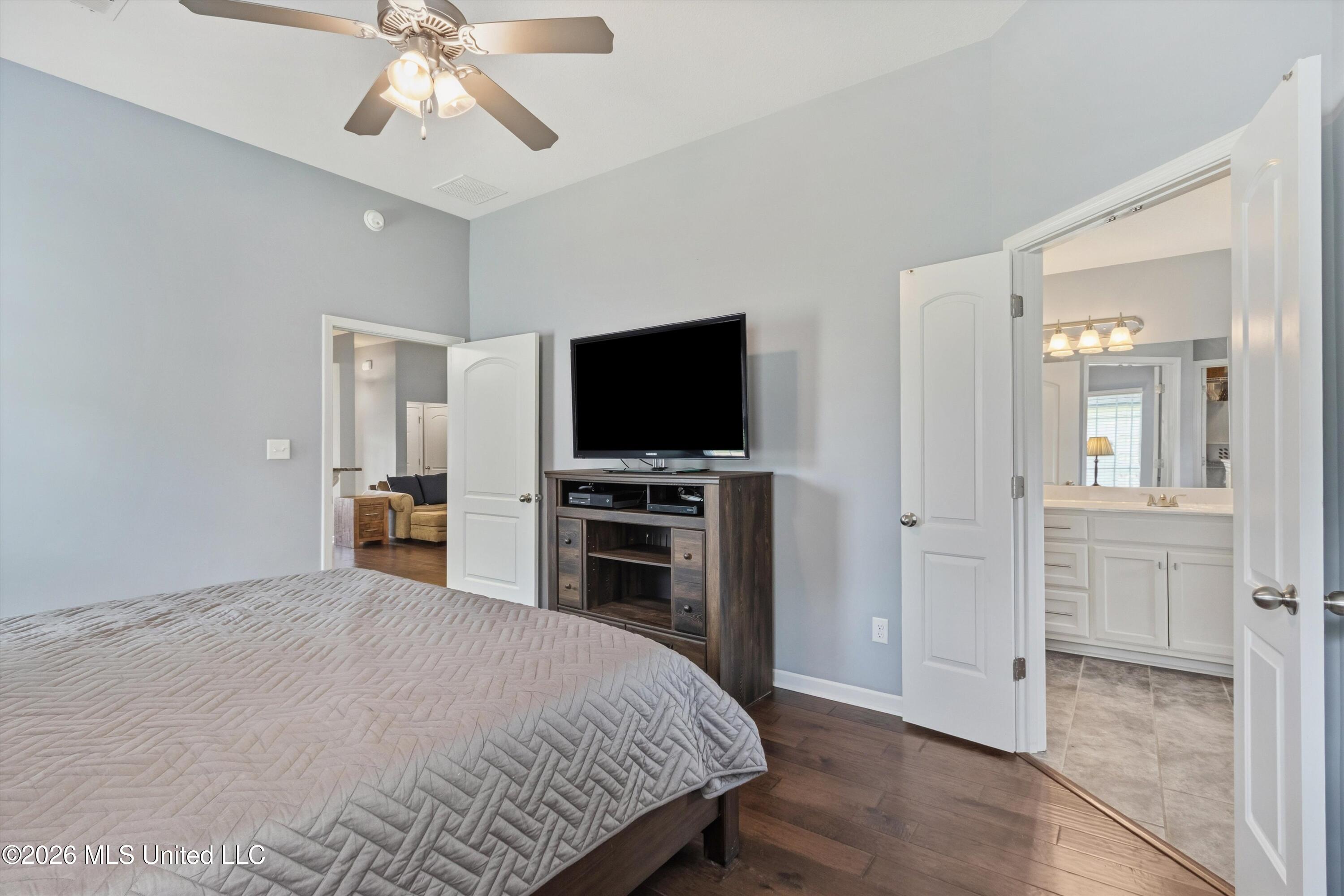 5166 Ashdown Place Property Photo 17