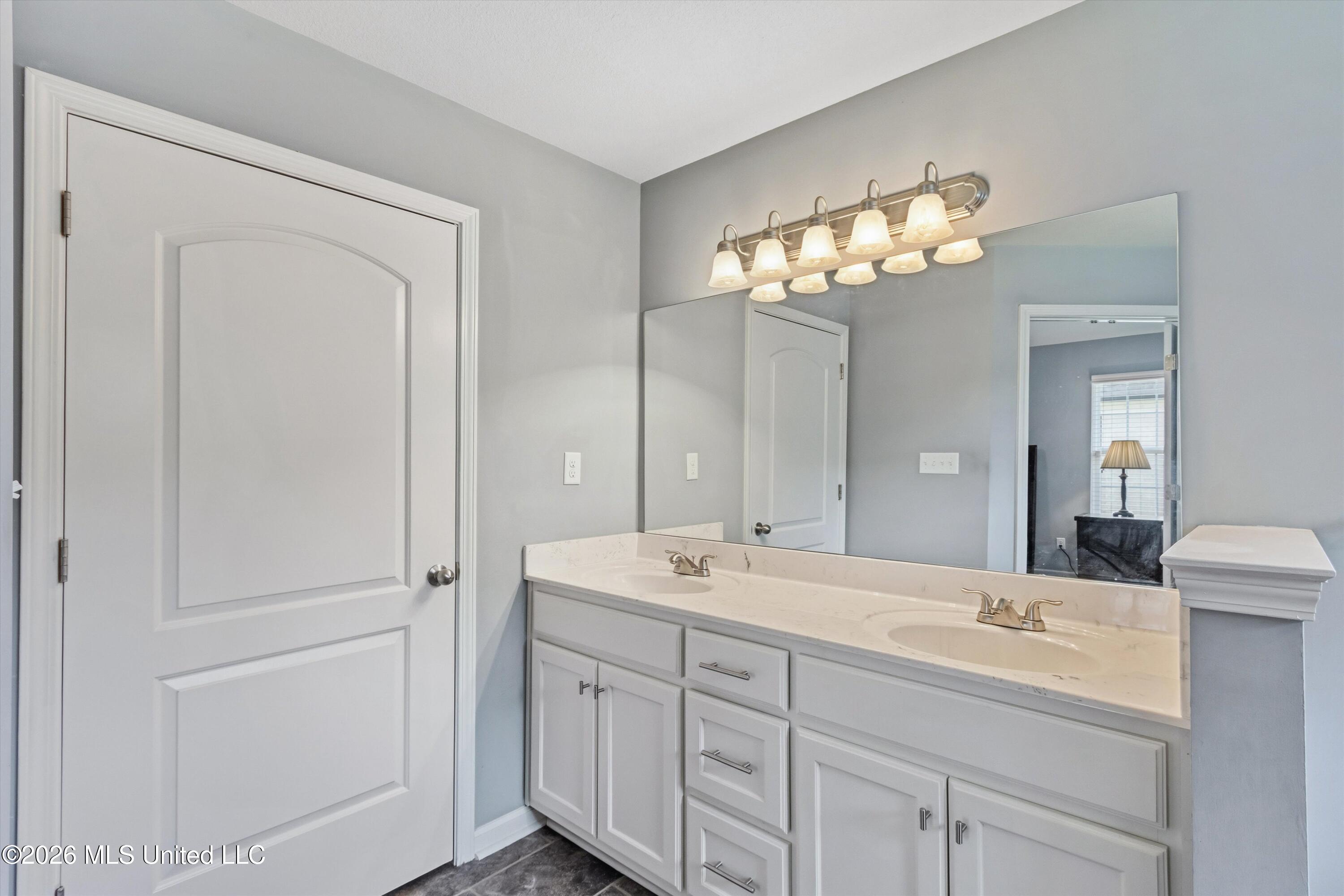 5166 Ashdown Place Property Photo 18