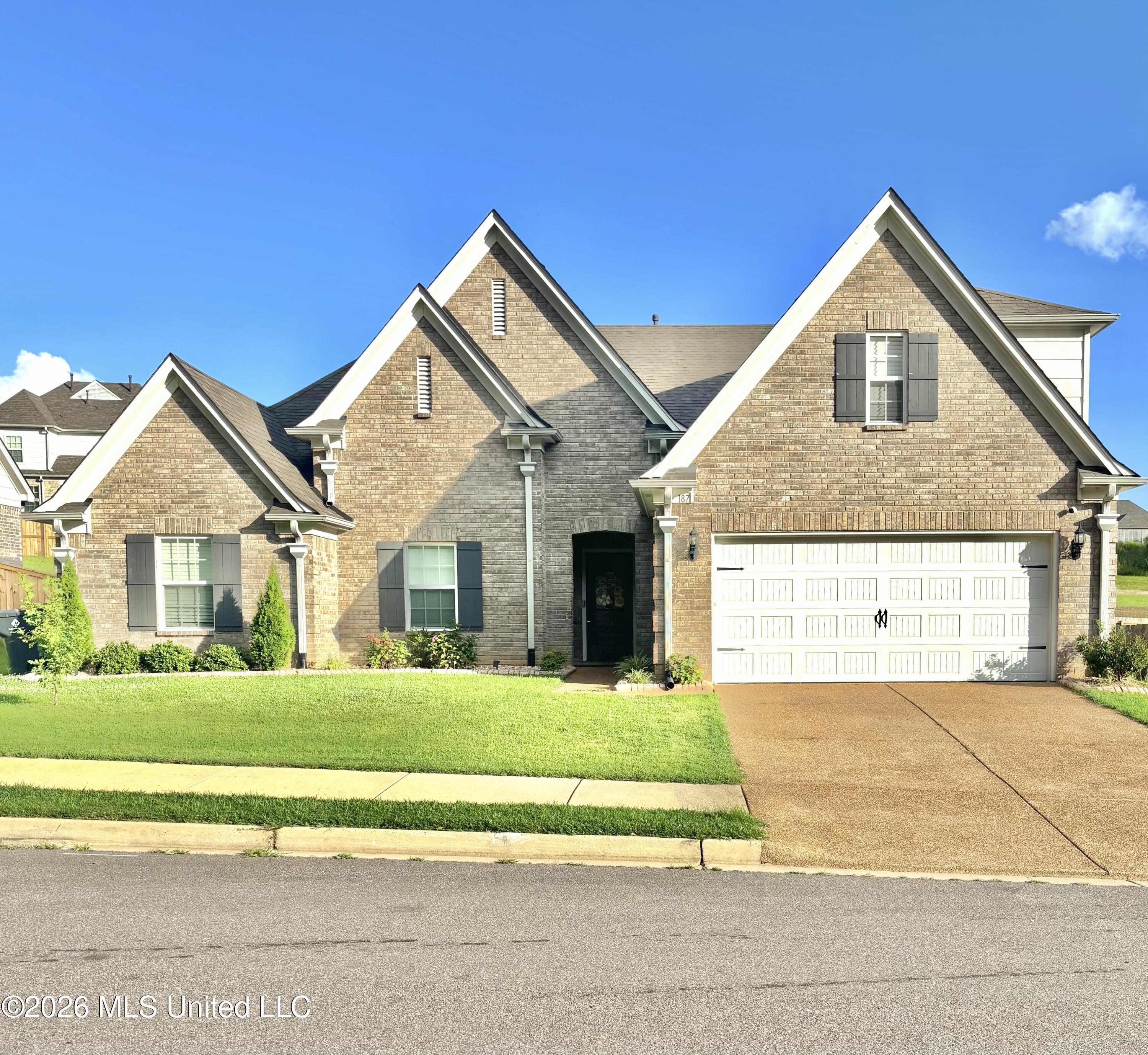 187 Magnolia Heights Drive Property Photo 1