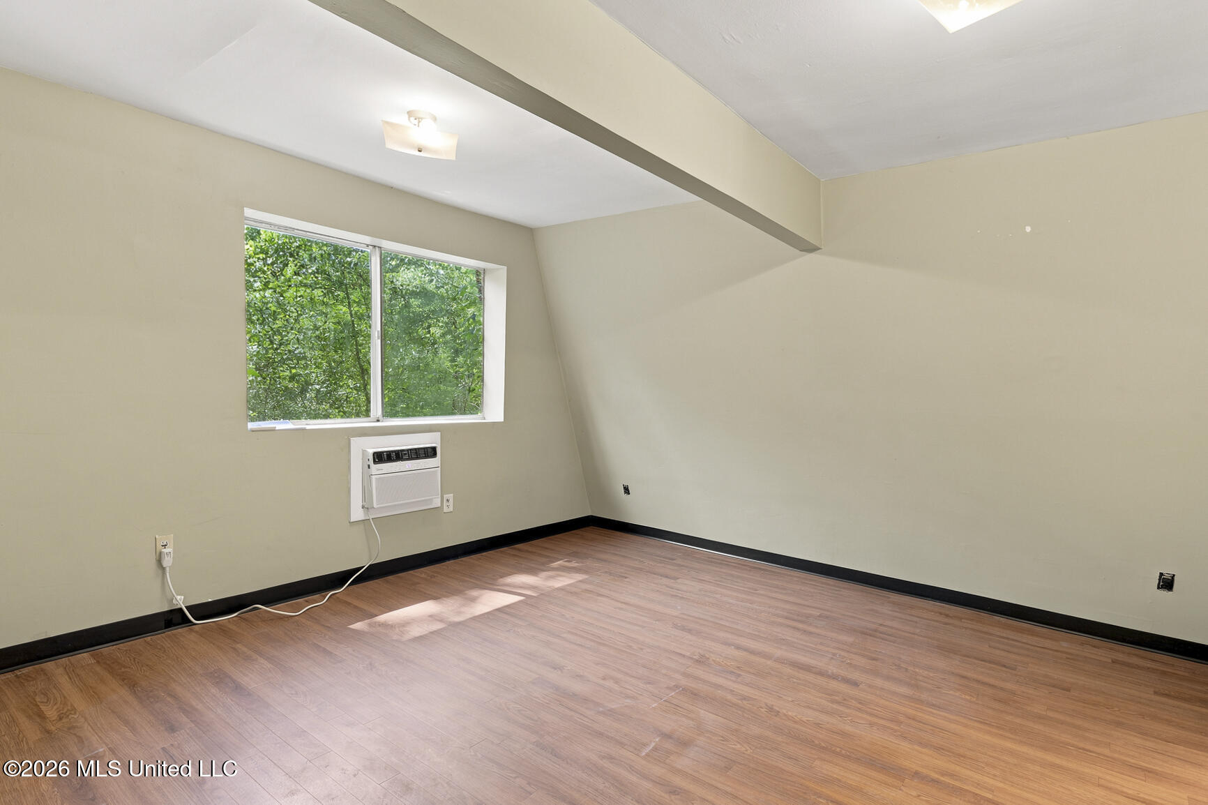 402 W Main Street Property Photo 59