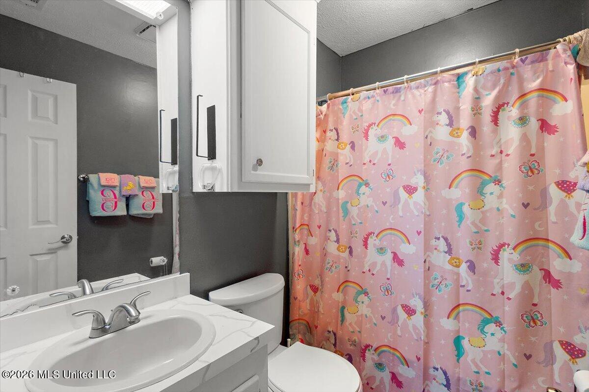 400 Riverbend Drive Property Photo 13