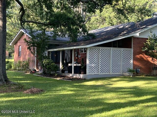 1510 W Govan Street Property Photo 4