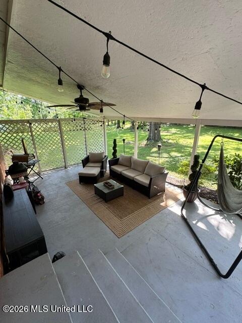 1510 W Govan Street Property Photo 42