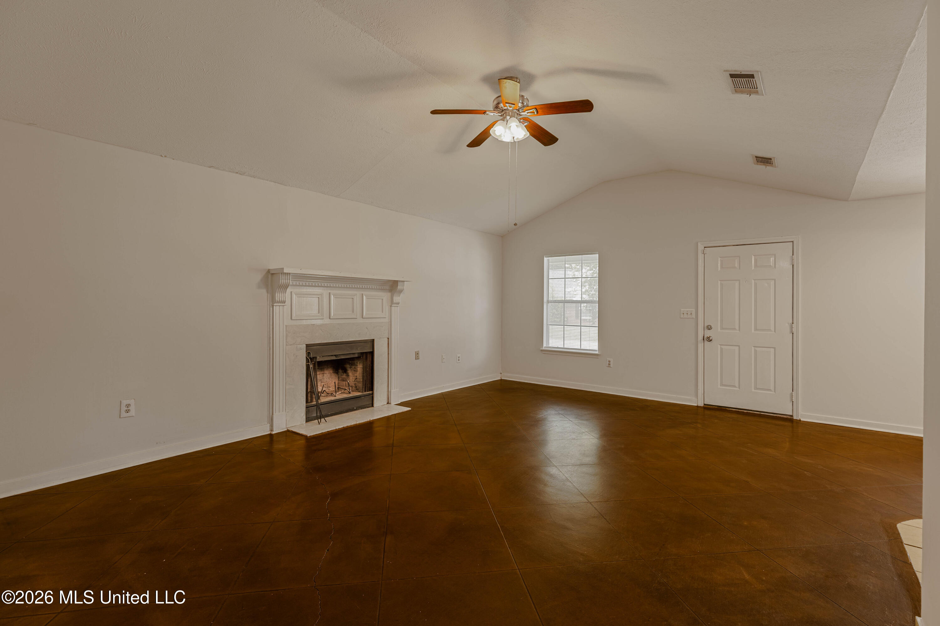 1212 Barnett Bend Circle Property Photo 8