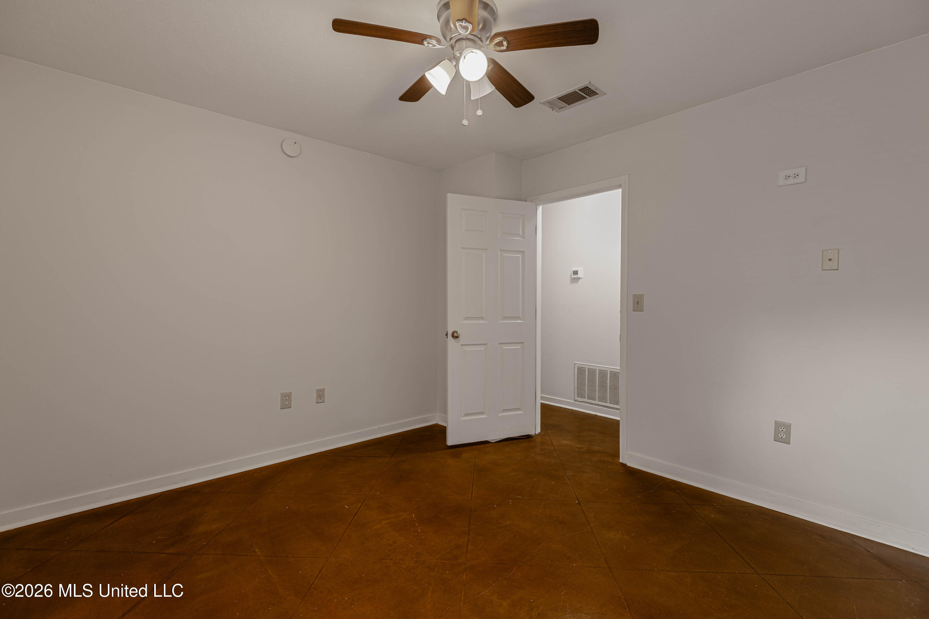 1212 Barnett Bend Circle Property Photo 18