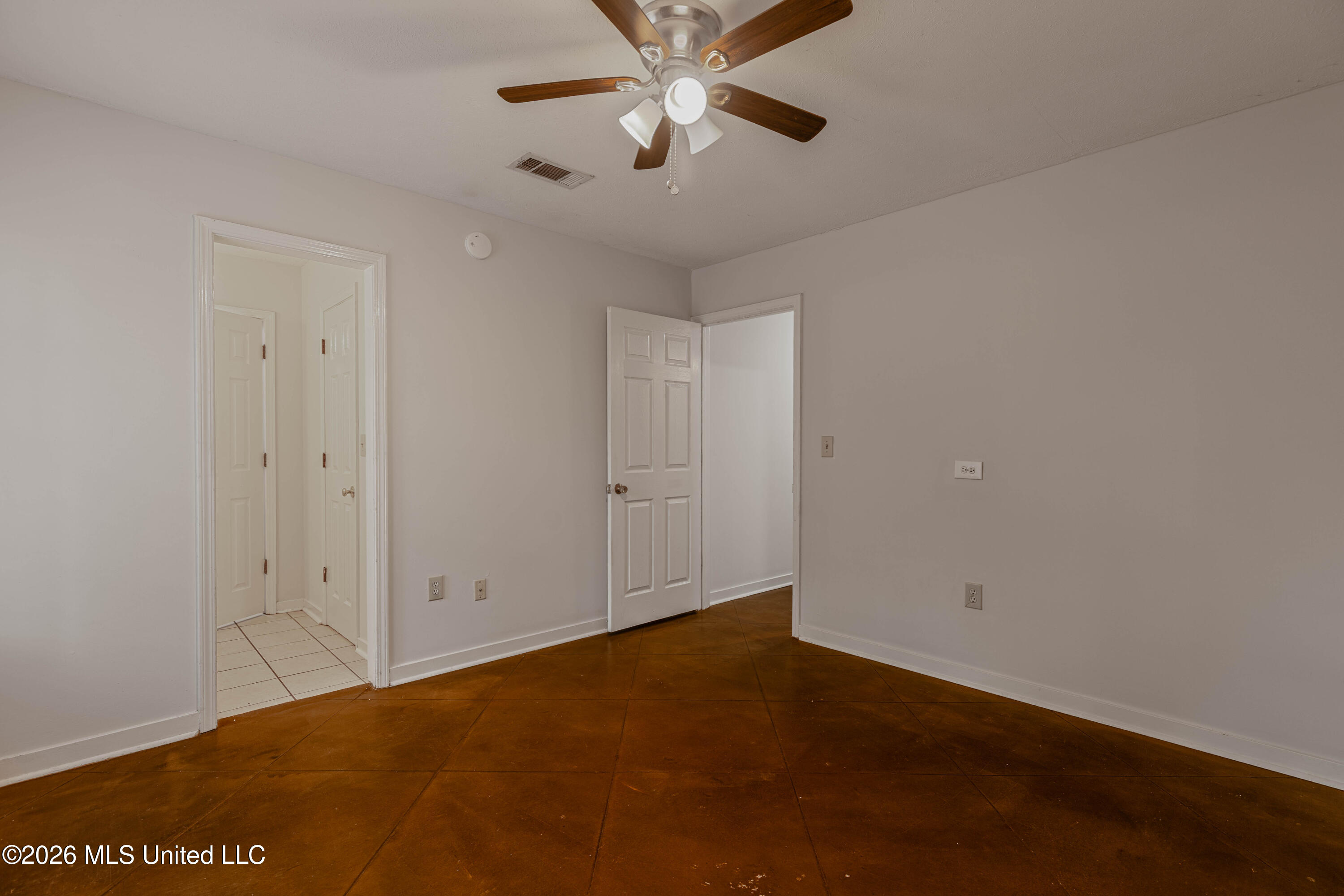 1212 Barnett Bend Circle Property Photo 22