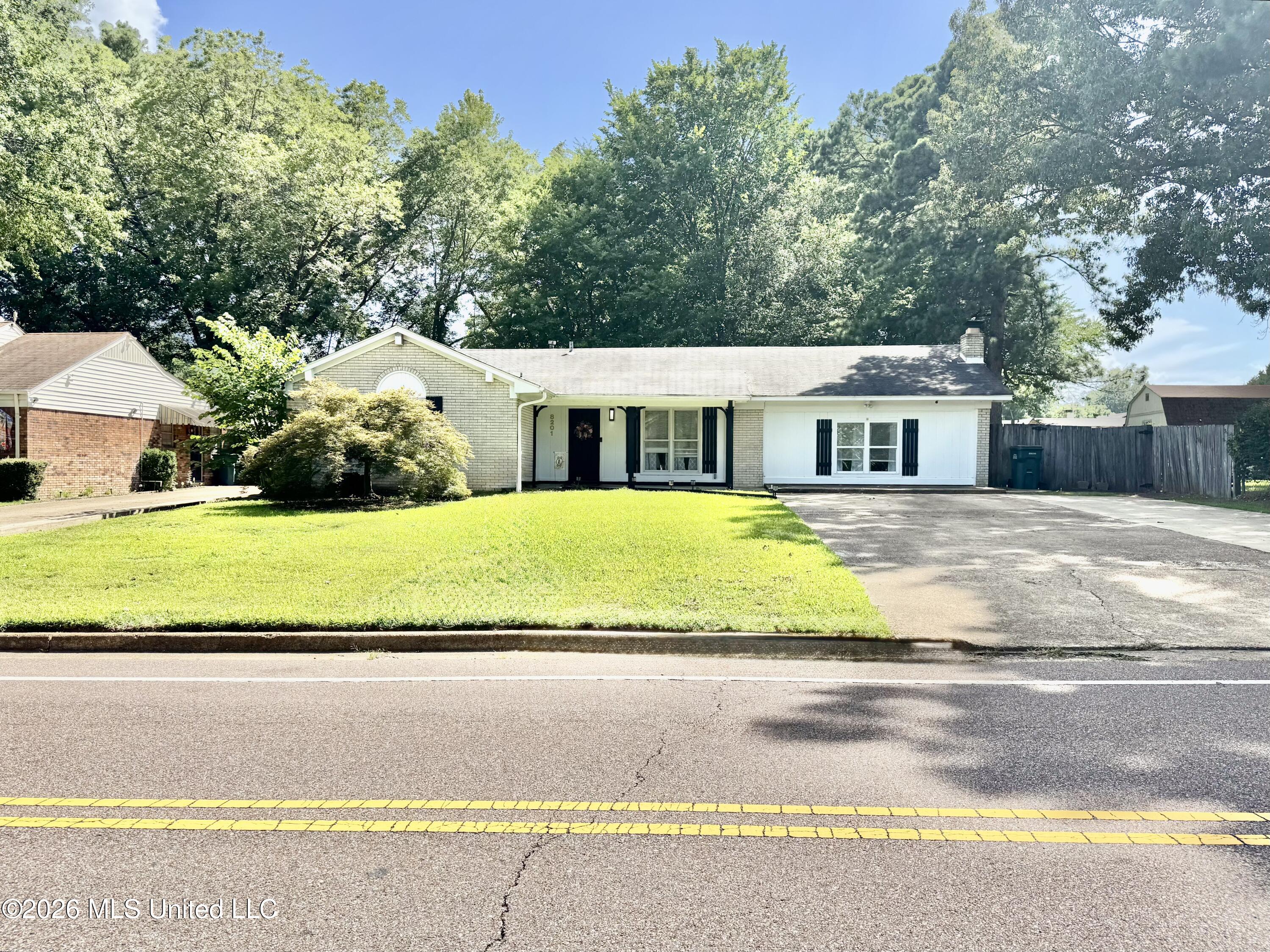 8201 Canterbury Drive Property Photo 2