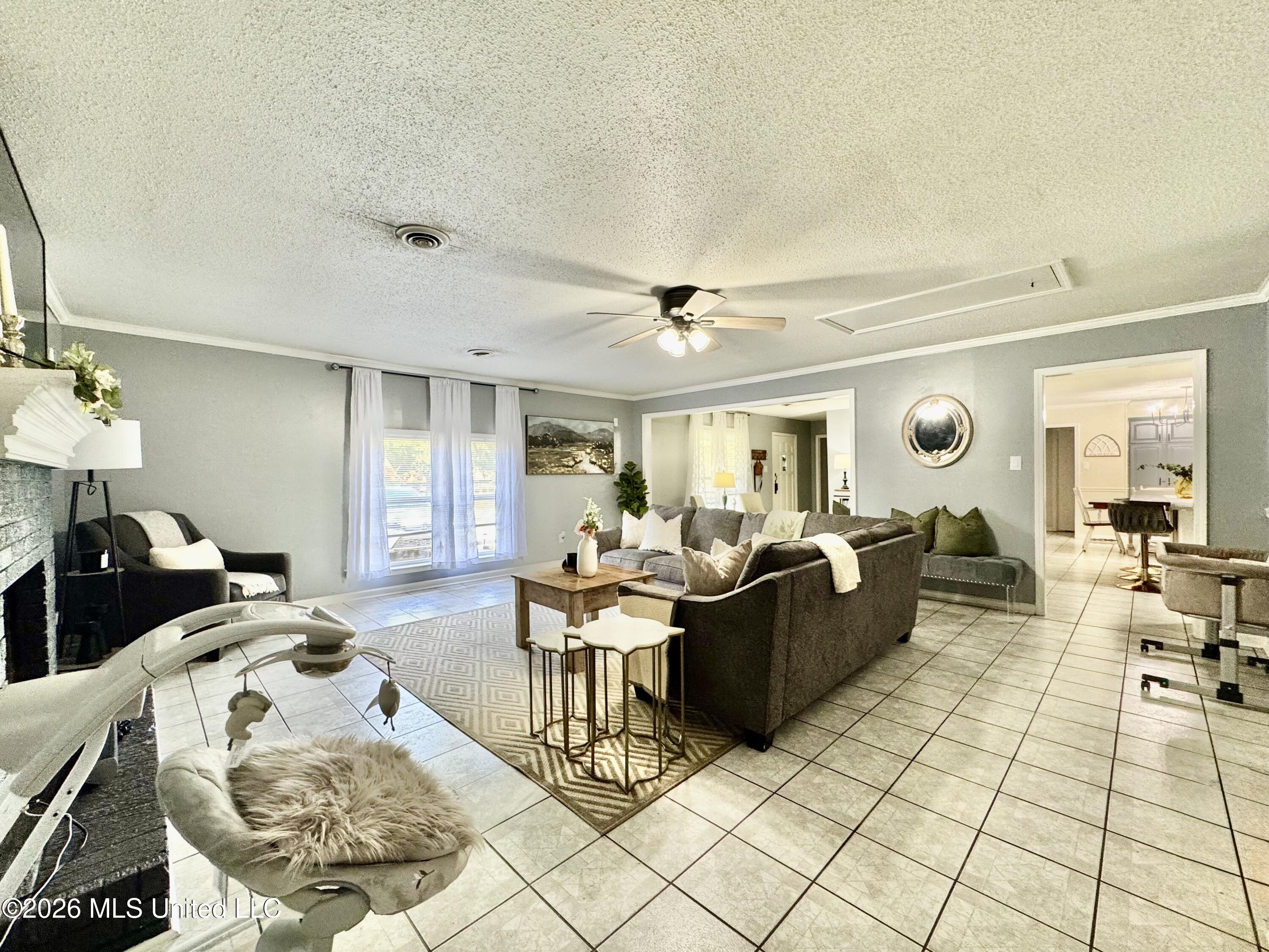 8201 Canterbury Drive Property Photo 12