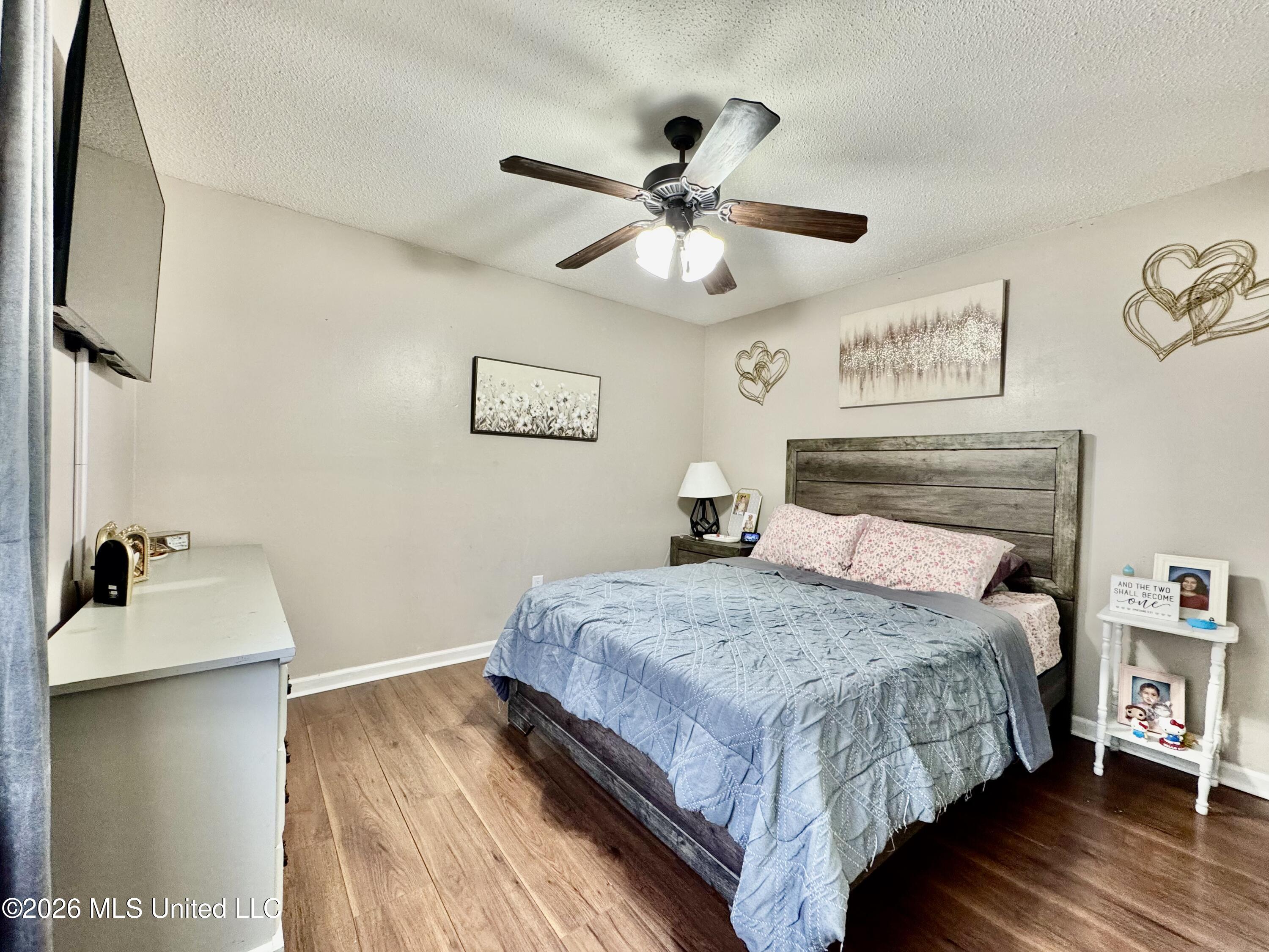 8201 Canterbury Drive Property Photo 23