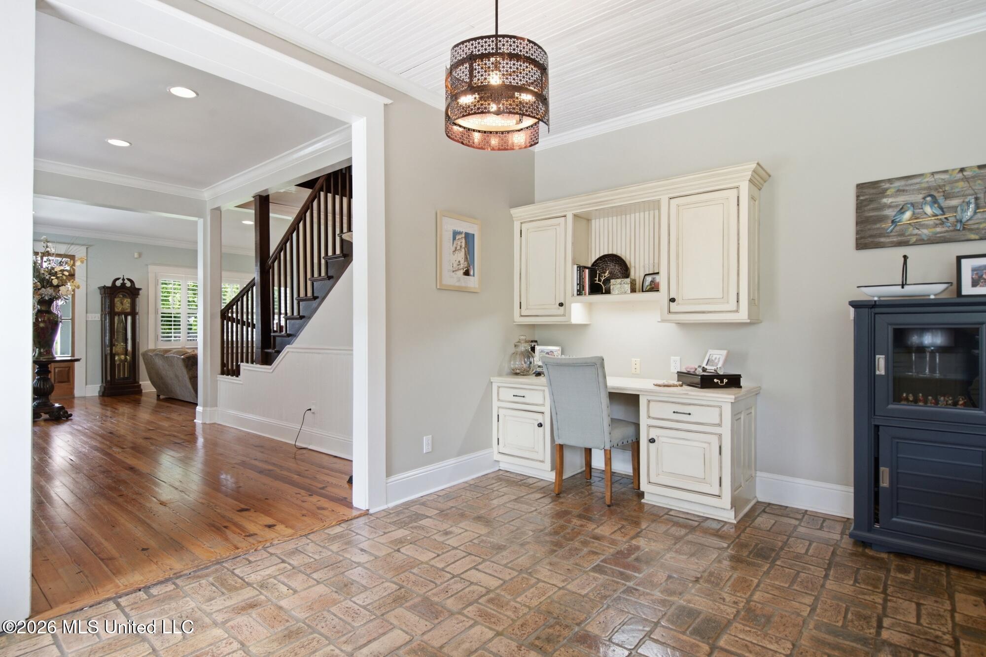 940 2nd Street Property Photo 16