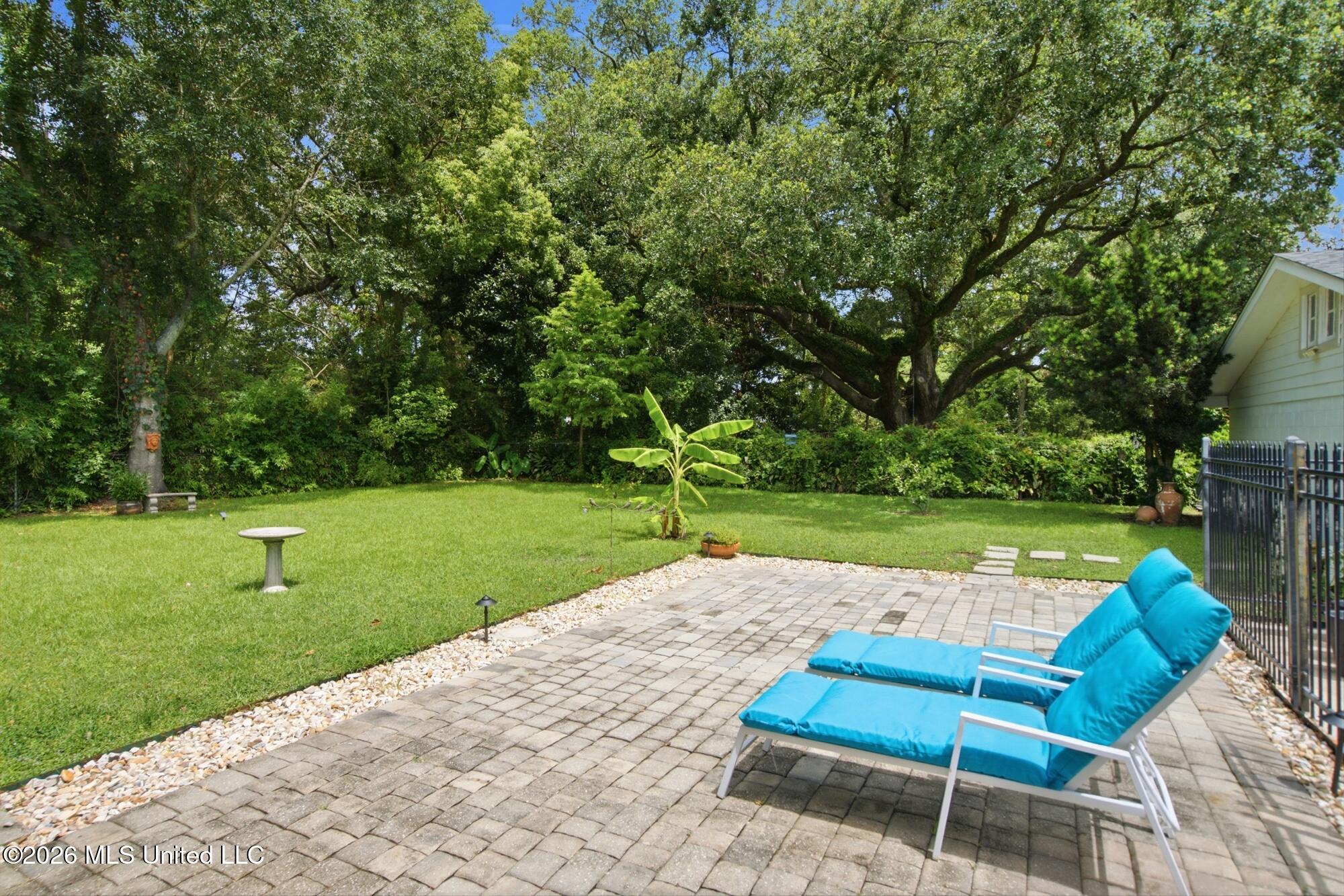 940 2nd Street Property Photo 40