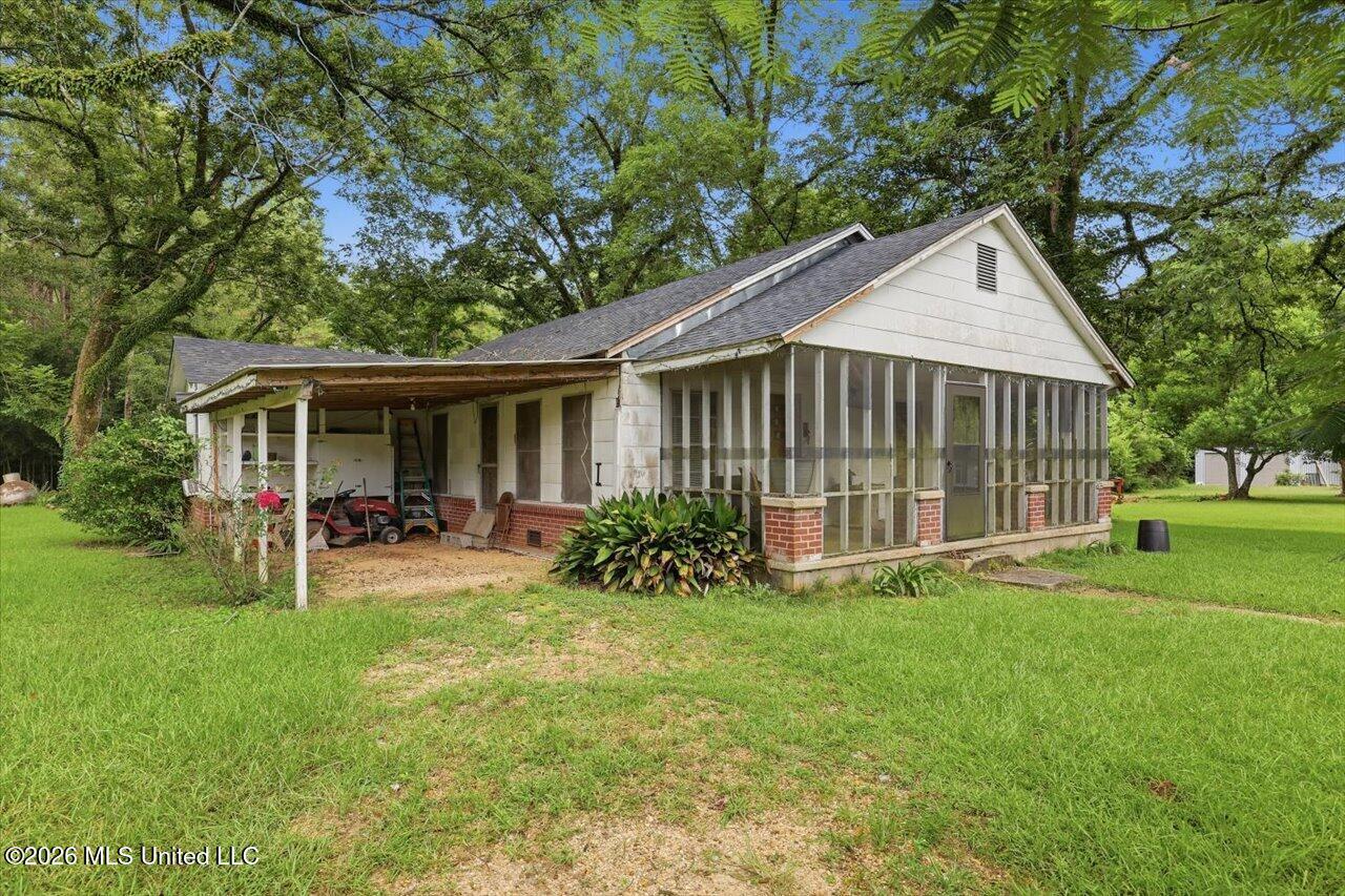 115 Tom Weathersby Property Photo 1