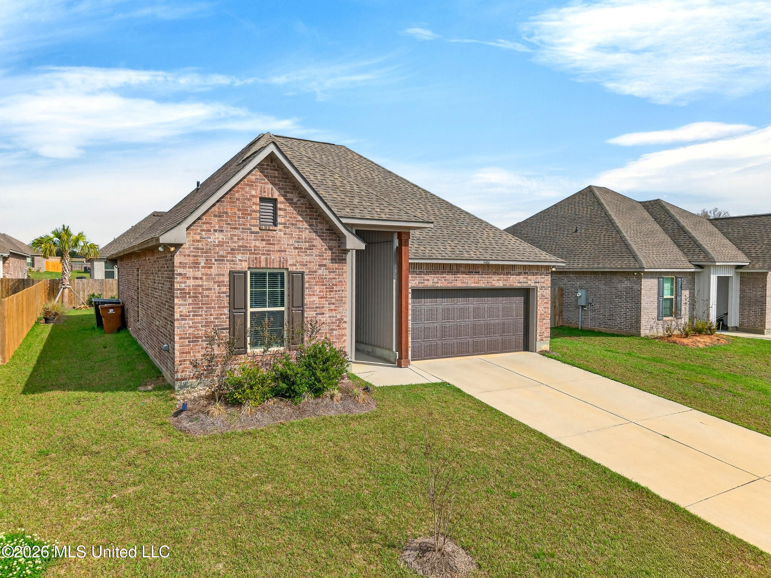 11402 Crystal Lake Drive Property Photo 3