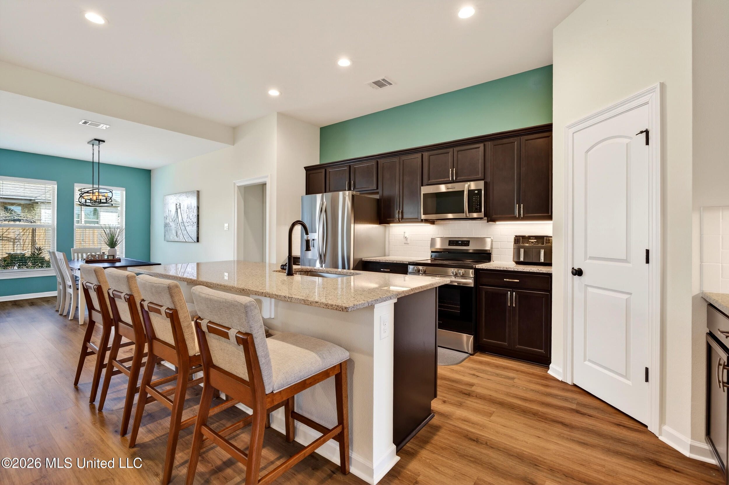 11402 Crystal Lake Drive Property Photo 11