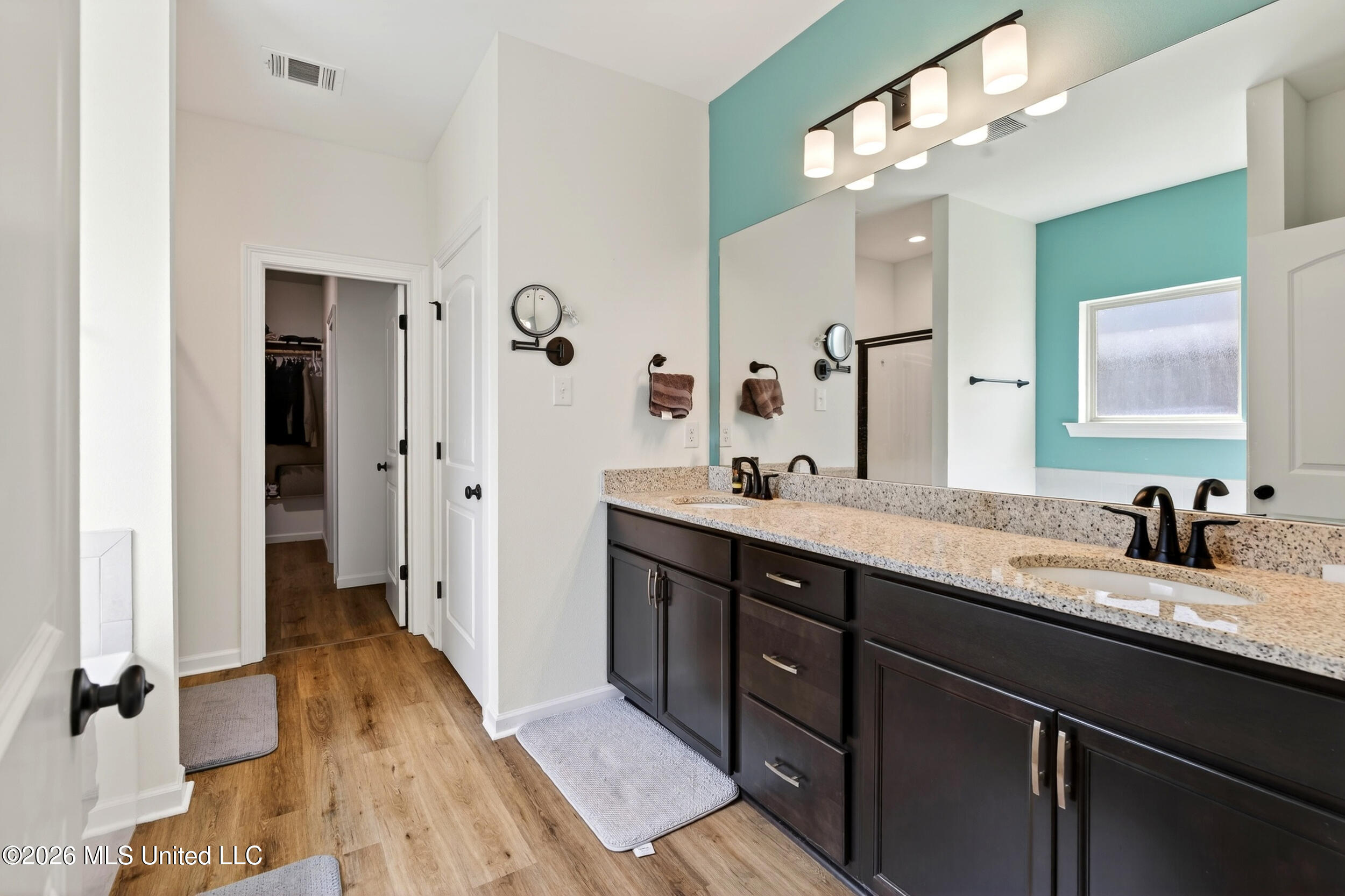 11402 Crystal Lake Drive Property Photo 25