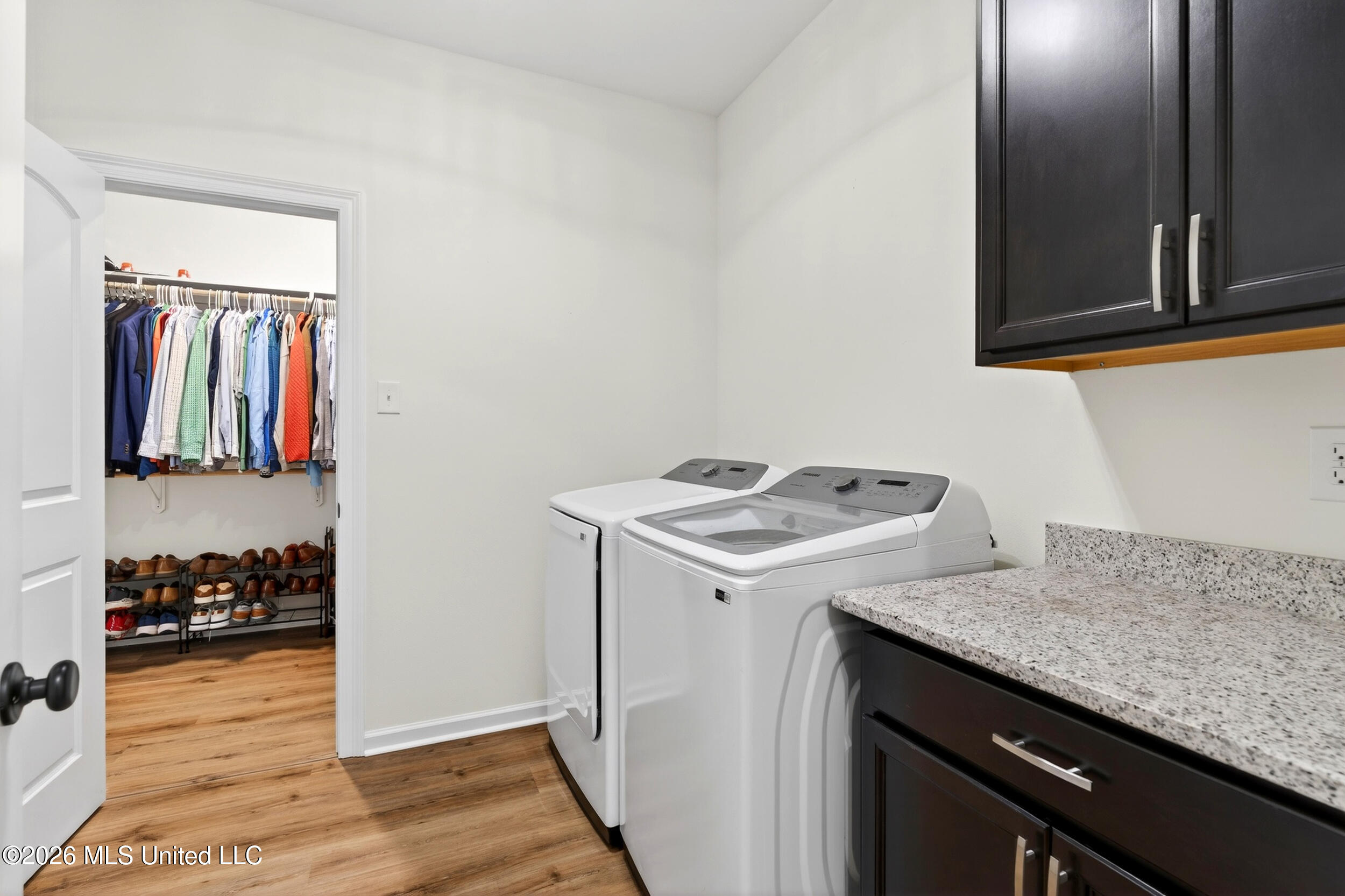 11402 Crystal Lake Drive Property Photo 31