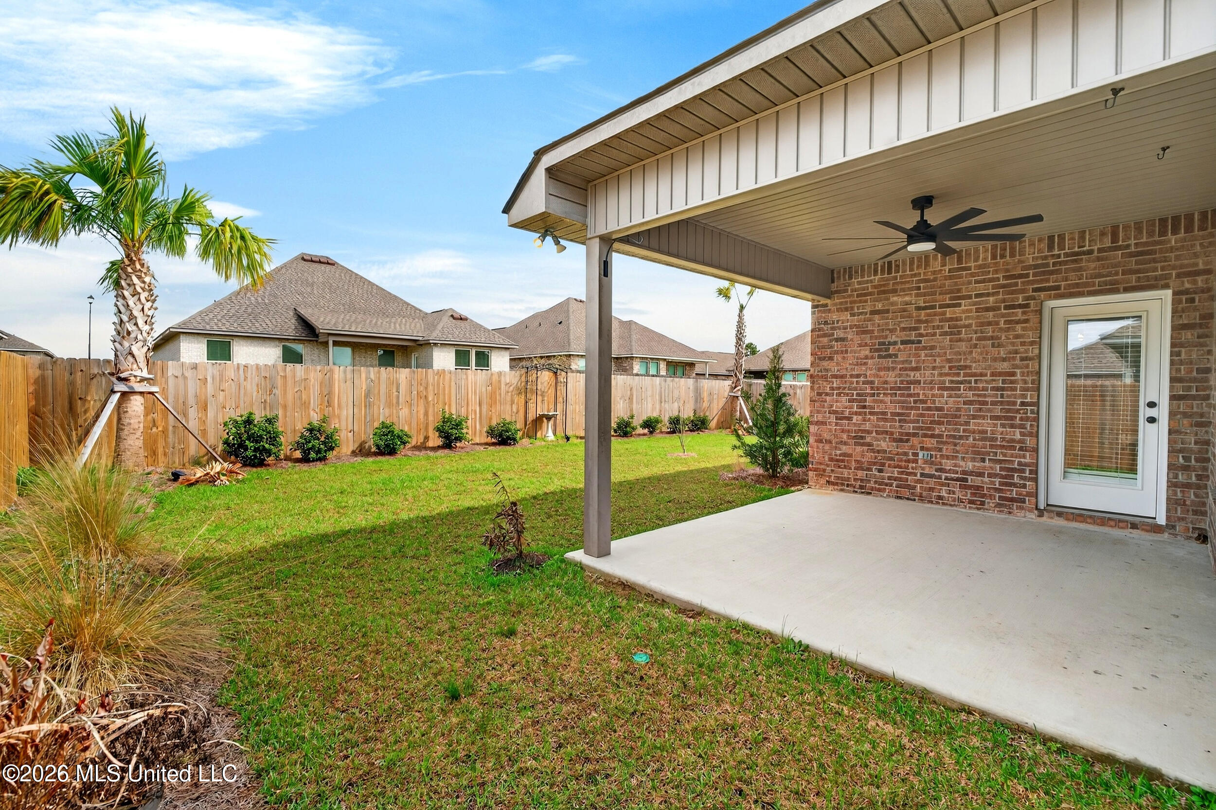 11402 Crystal Lake Drive Property Photo 44