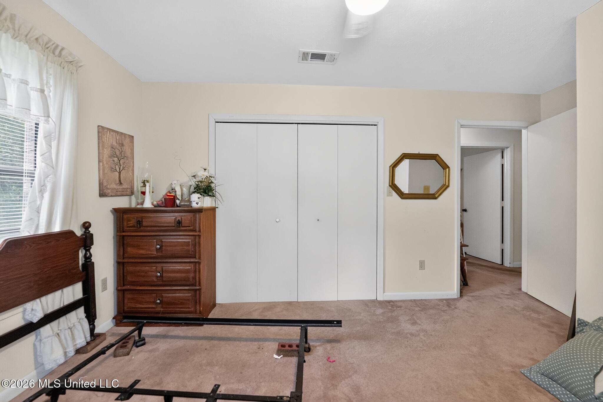 6077 N Mcraven Road Property Photo 21