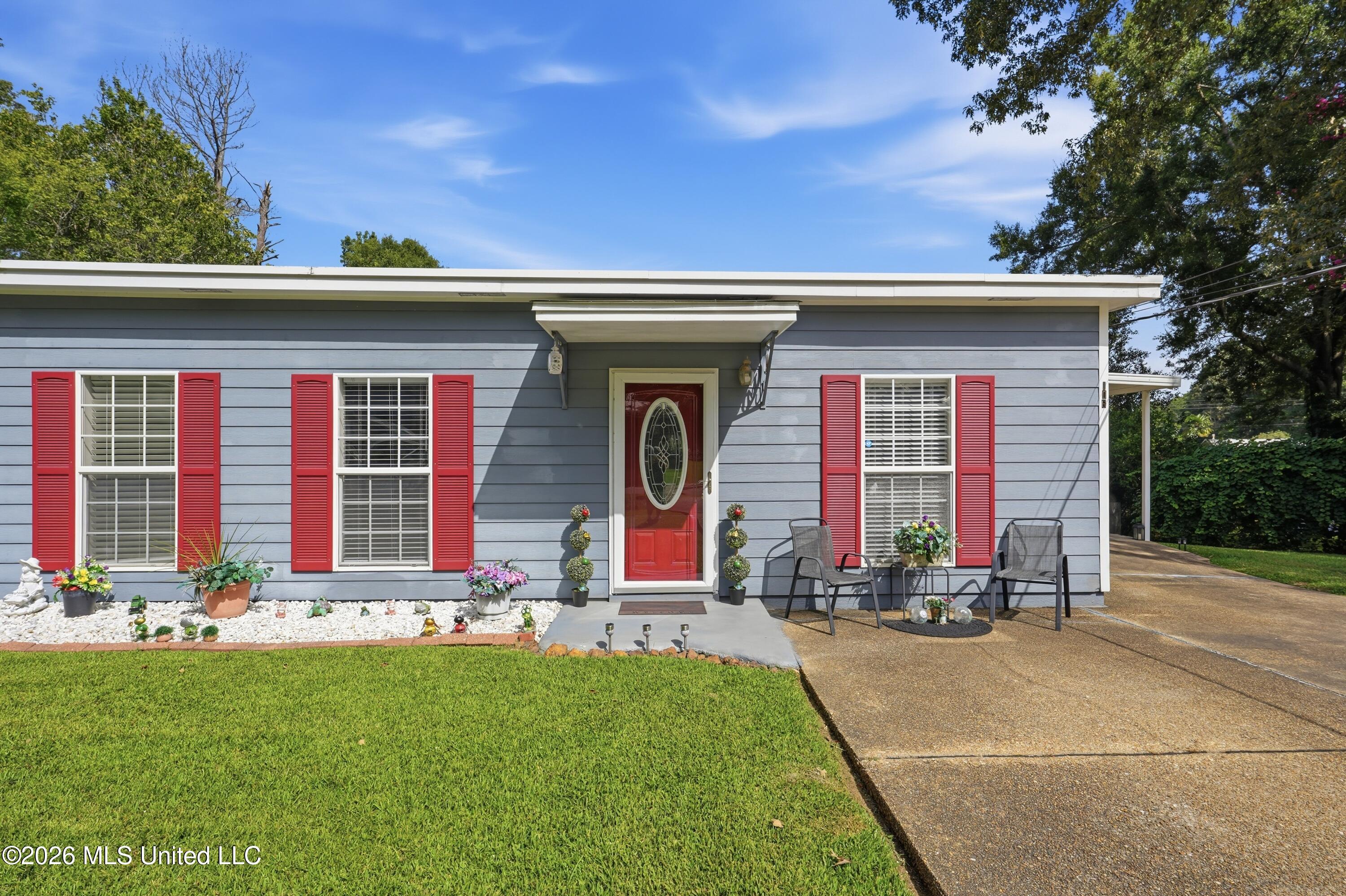 106 Richland Street Property Photo 4