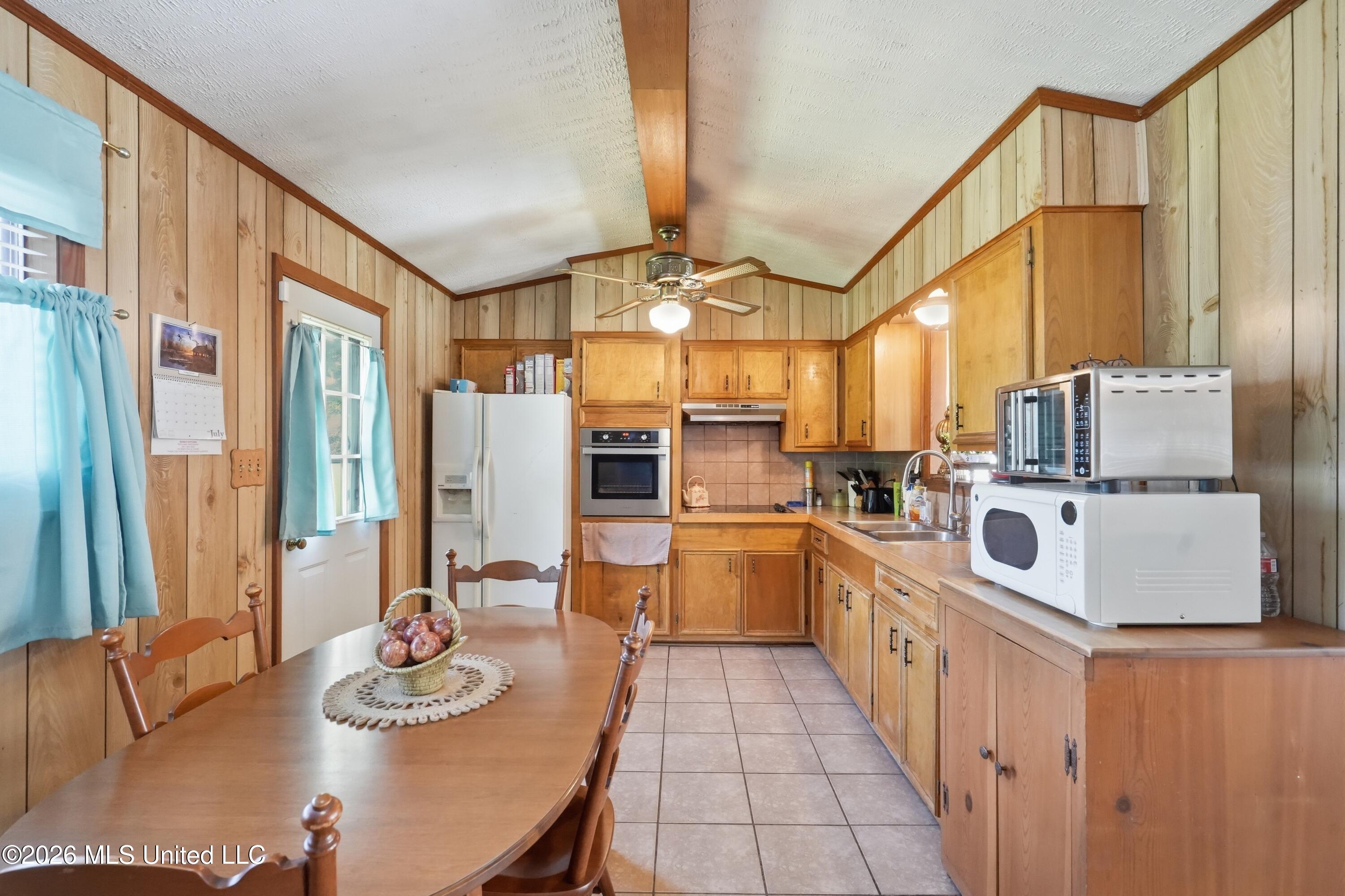 106 Richland Street Property Photo 13