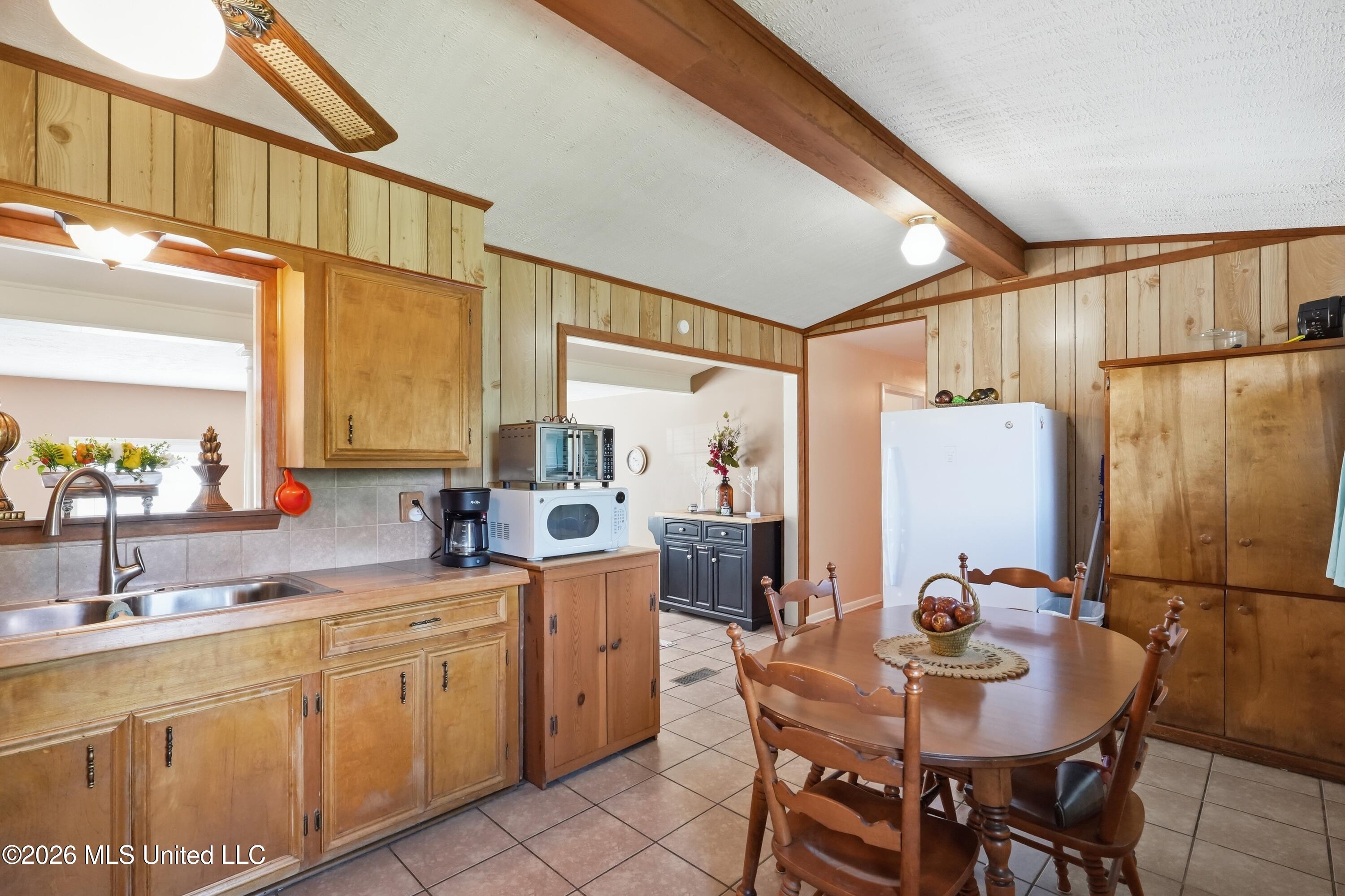 106 Richland Street Property Photo 14