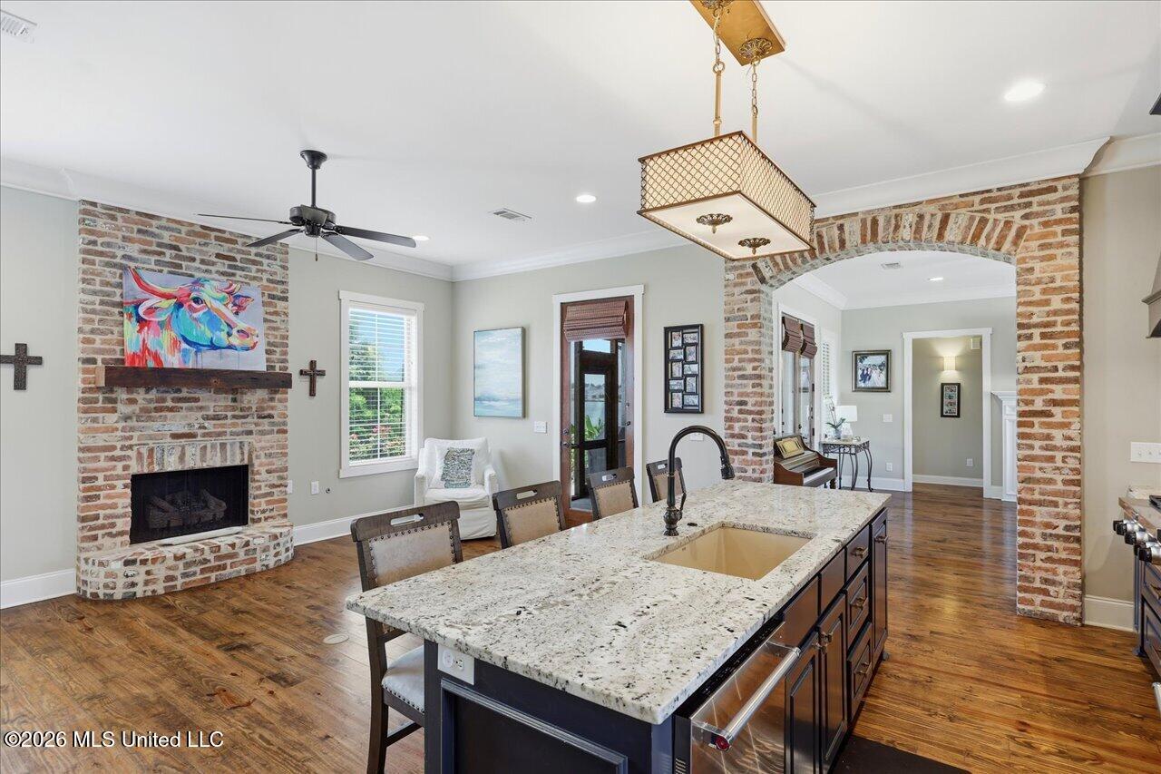 104 Camden Trail Property Photo 12