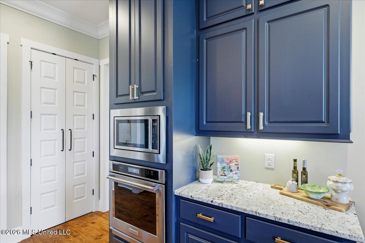 104 Camden Trail Property Photo 14