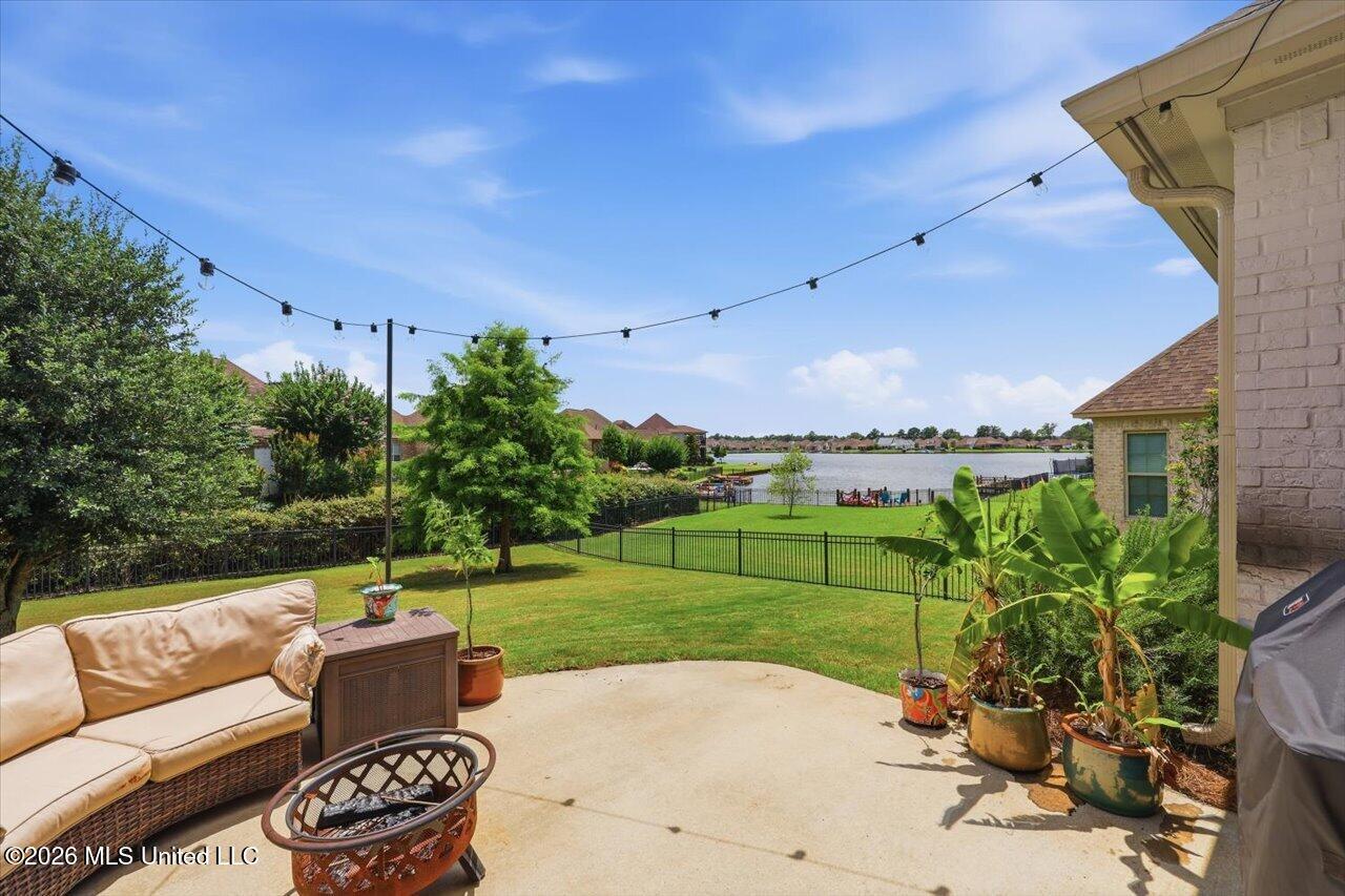 104 Camden Trail Property Photo 45