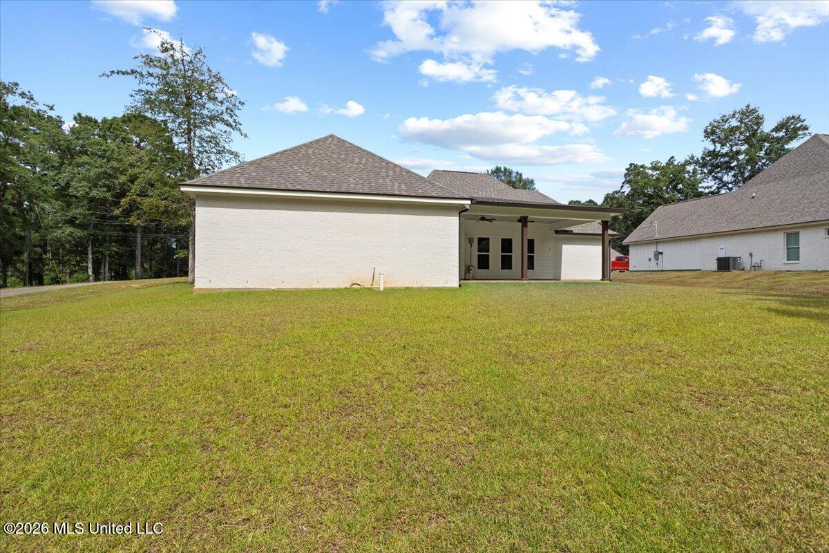 216 E Mccormick Drive Property Photo 27