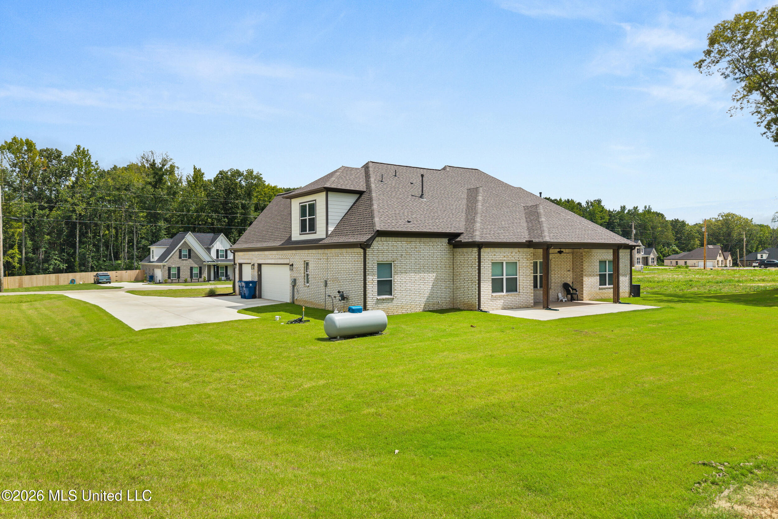 230 Centerline Roper Loop Property Photo 3