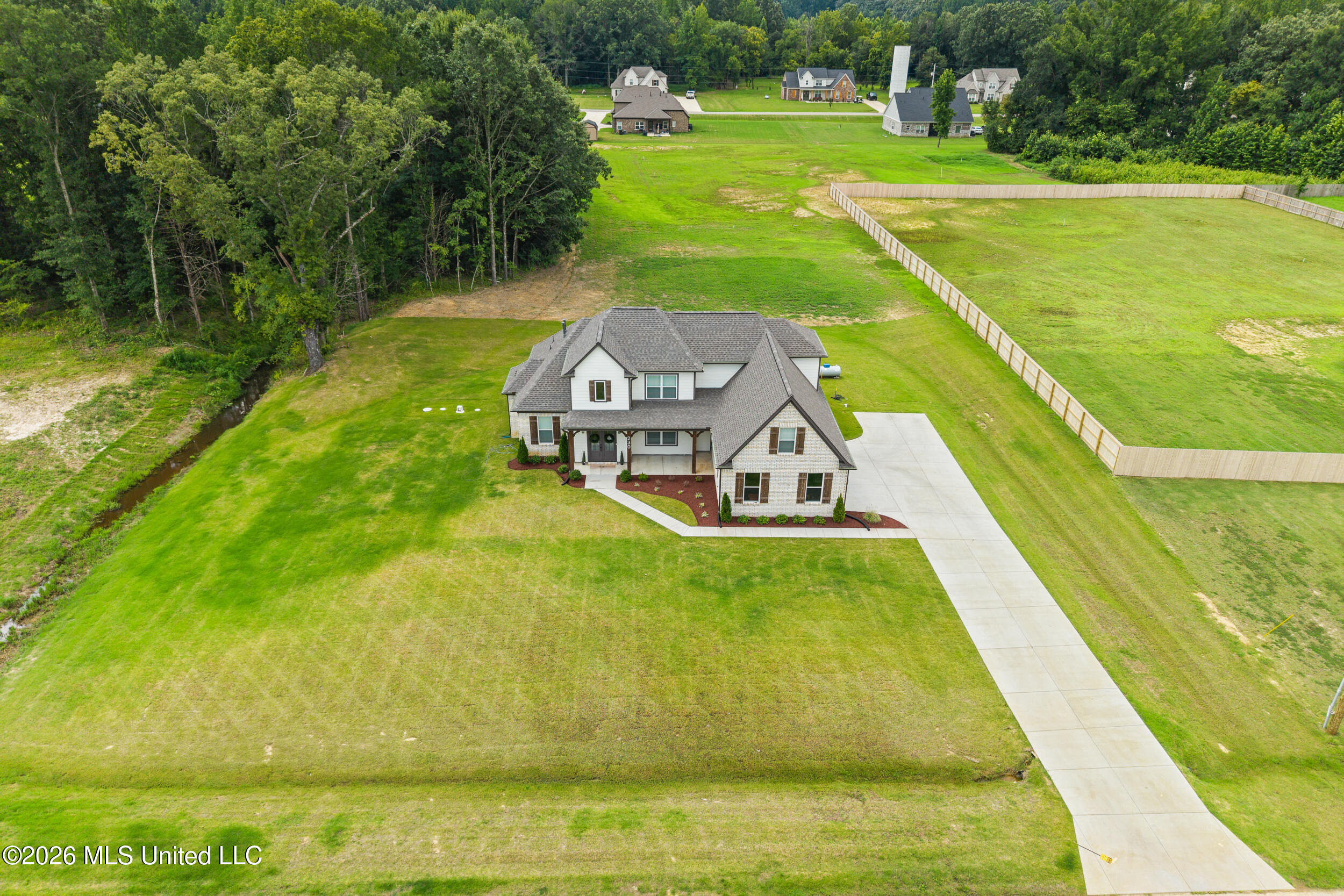 230 Centerline Roper Loop Property Photo 7