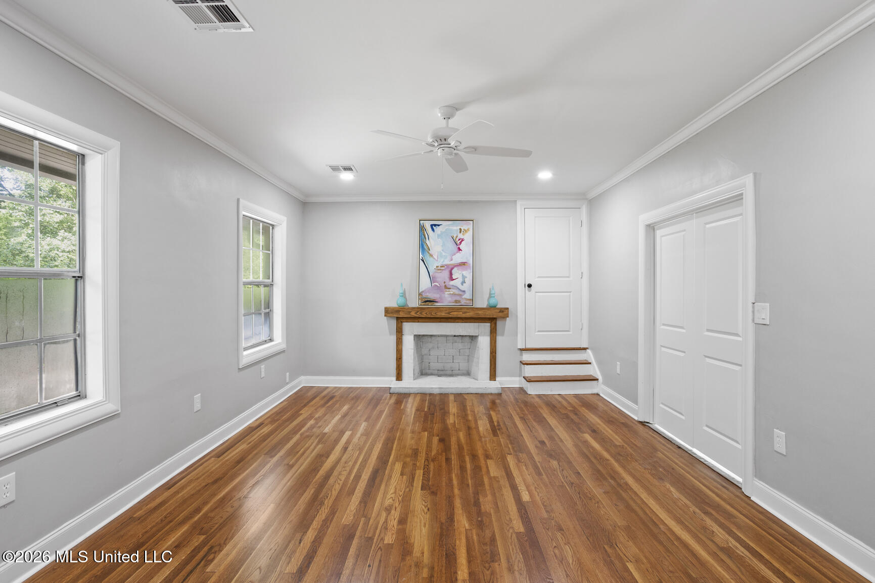 1112 Meadowbrook Road Property Photo 5