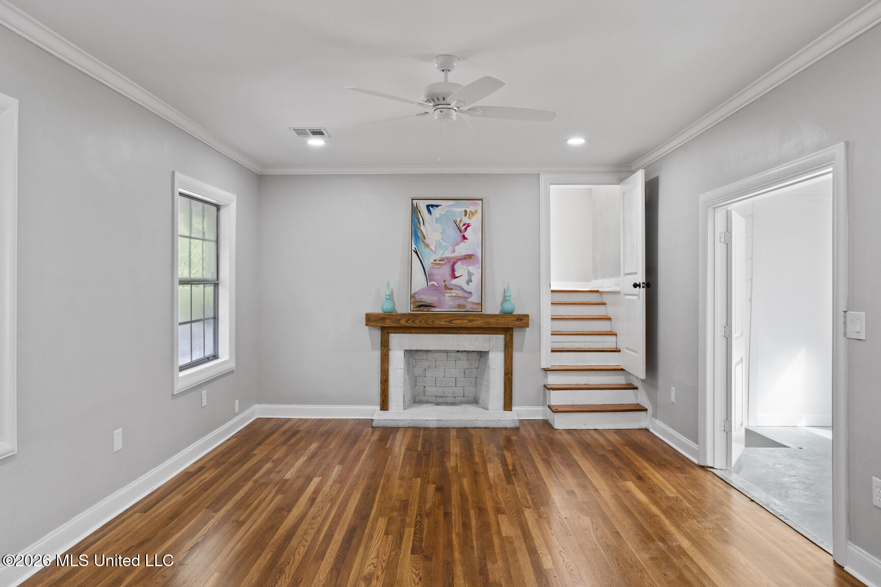 1112 Meadowbrook Road Property Photo 6