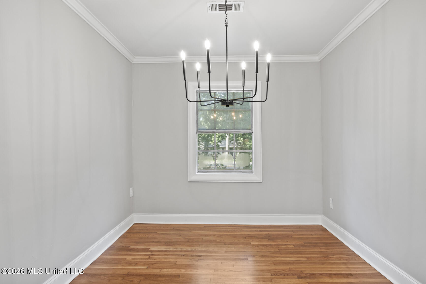 1112 Meadowbrook Road Property Photo 8