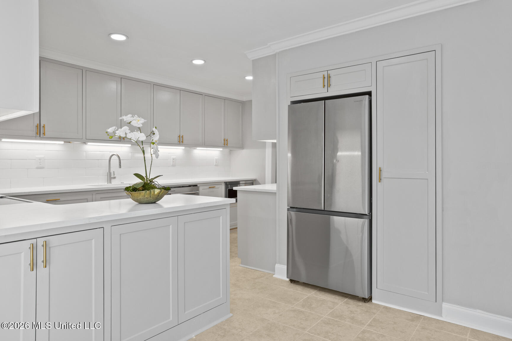 1112 Meadowbrook Road Property Photo 10