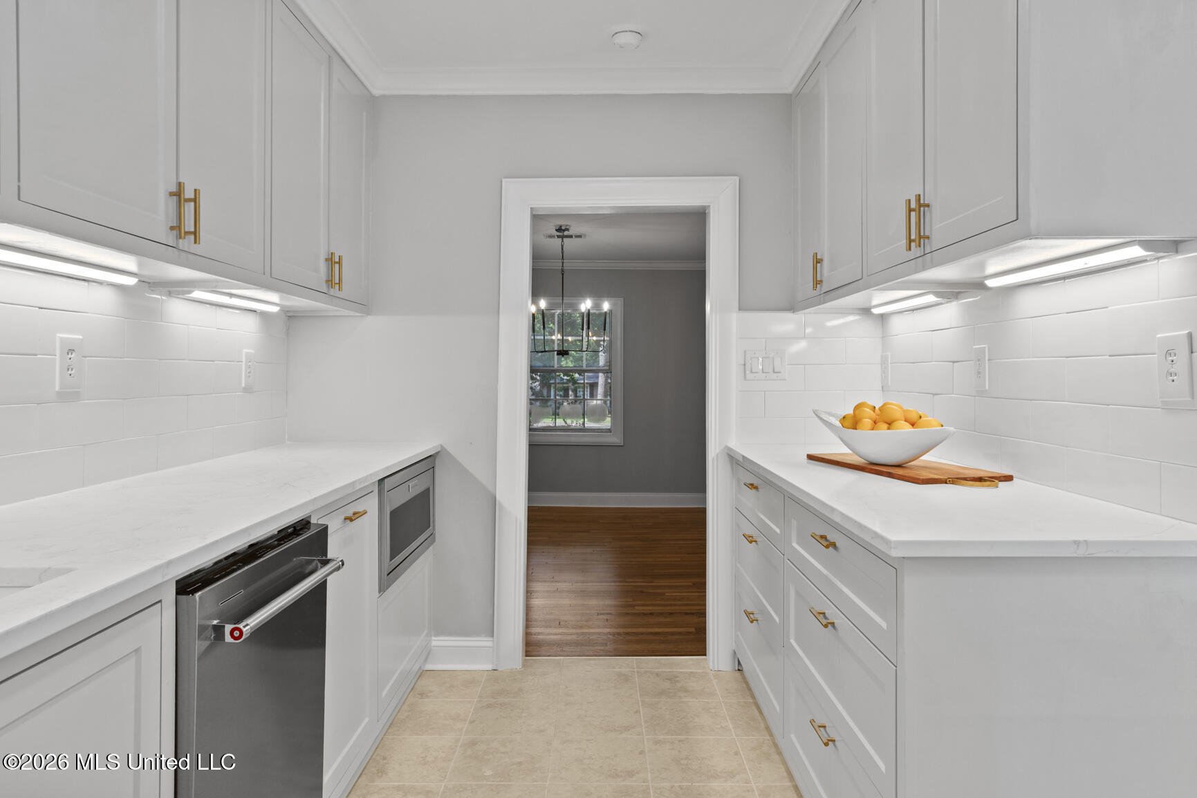 1112 Meadowbrook Road Property Photo 11