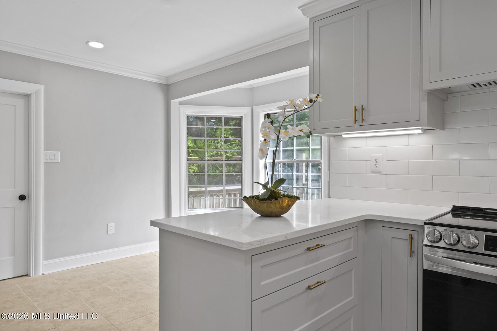 1112 Meadowbrook Road Property Photo 13