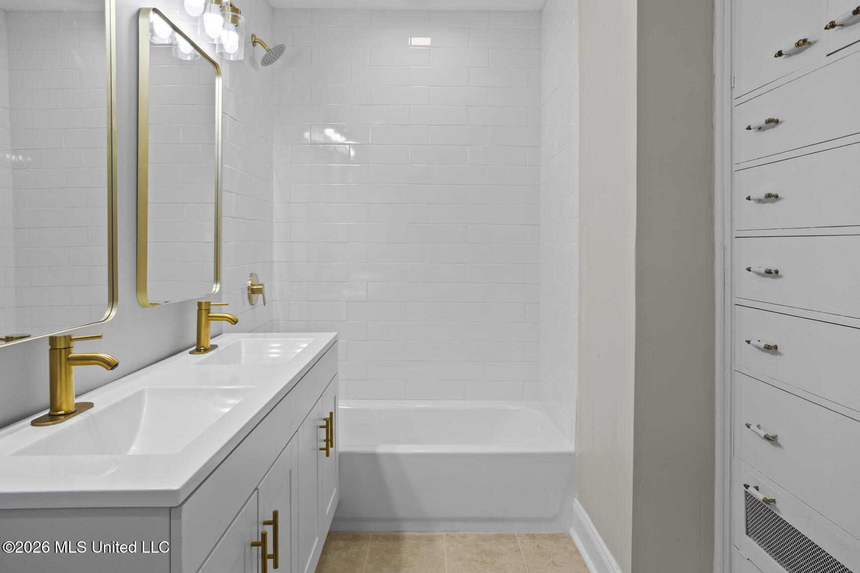 1112 Meadowbrook Road Property Photo 18