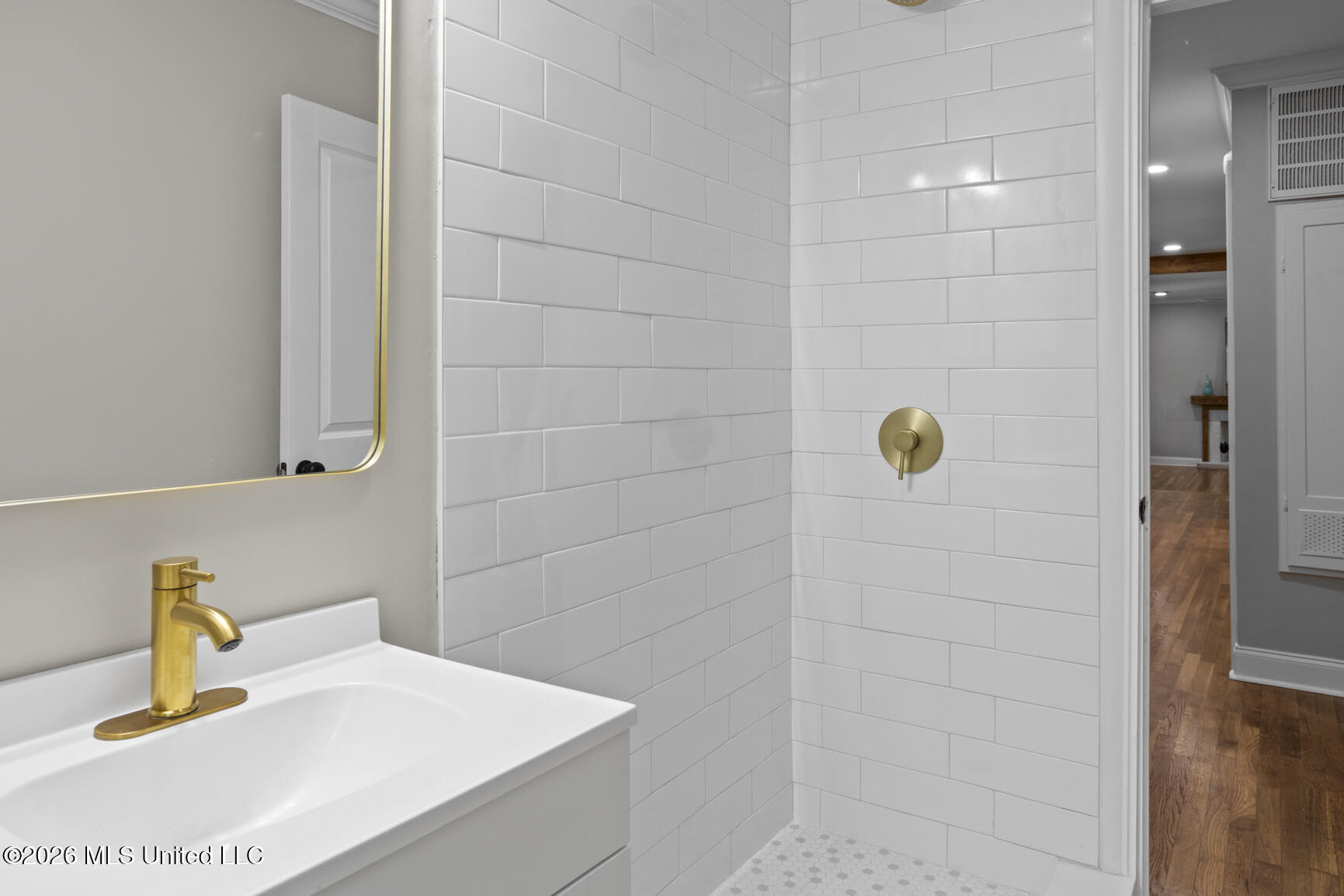 1112 Meadowbrook Road Property Photo 30
