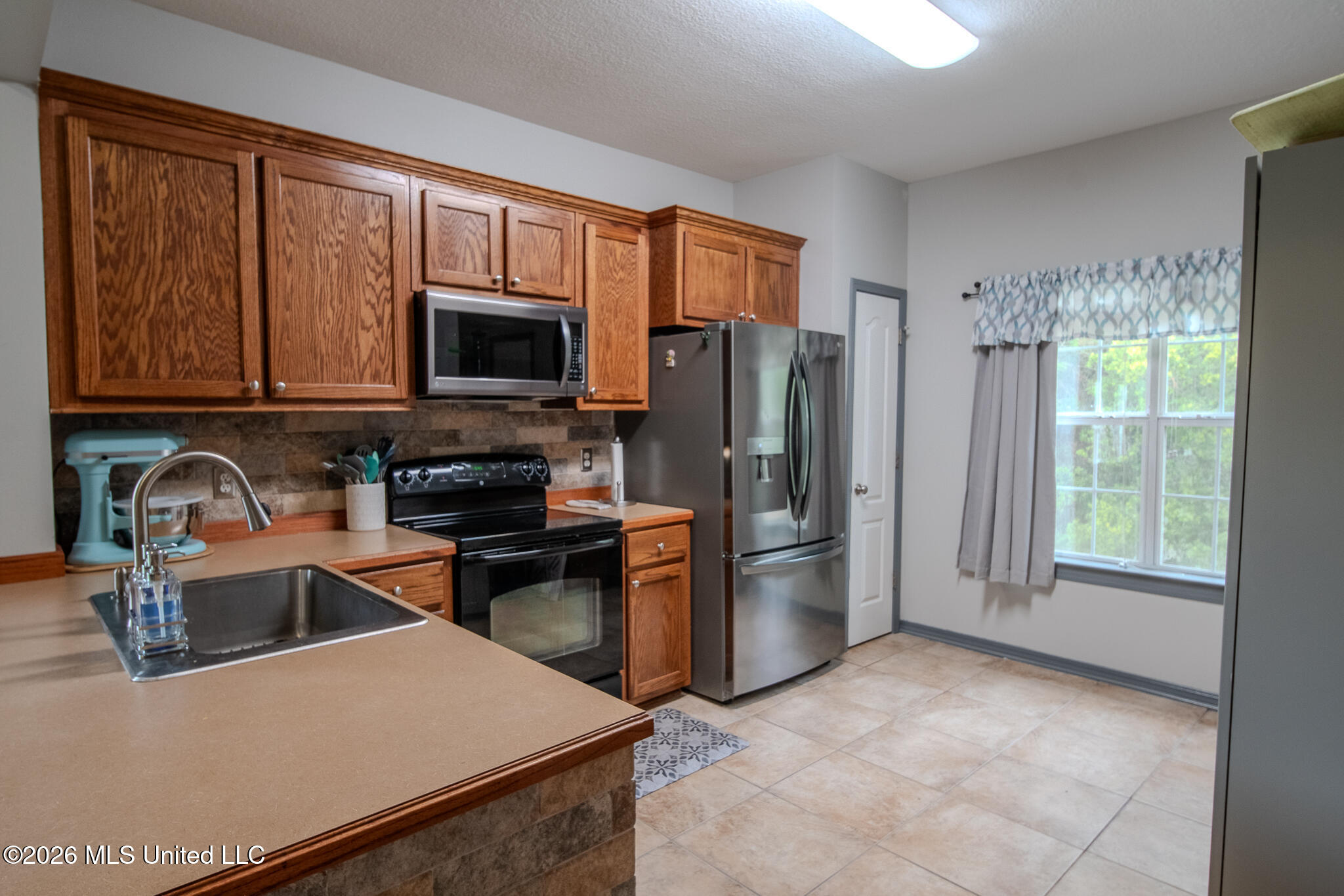 21645 E Ridge Drive Property Photo 19