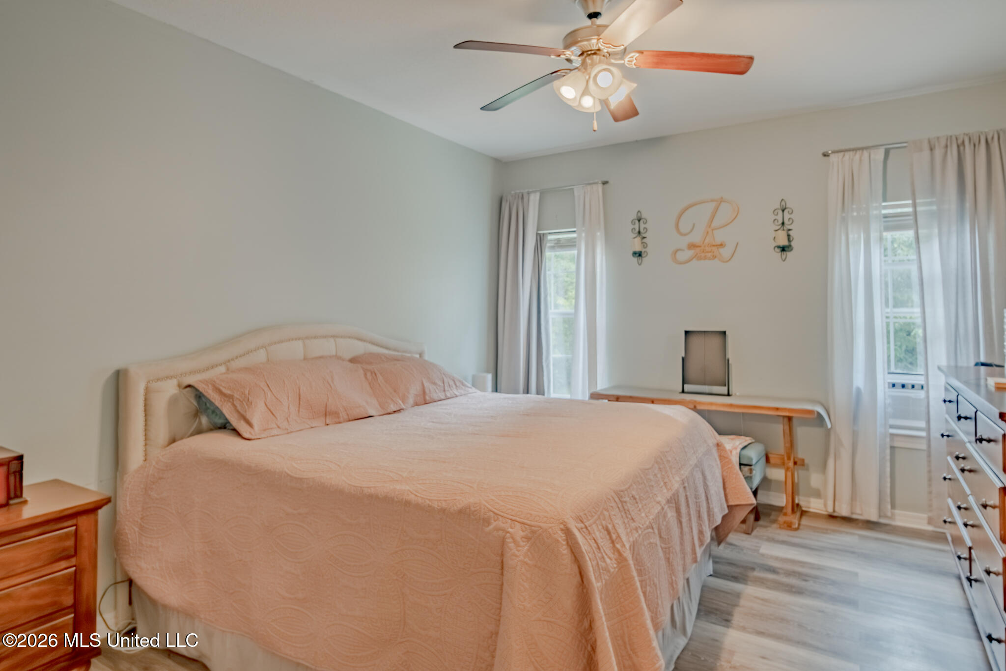 21645 E Ridge Drive Property Photo 23