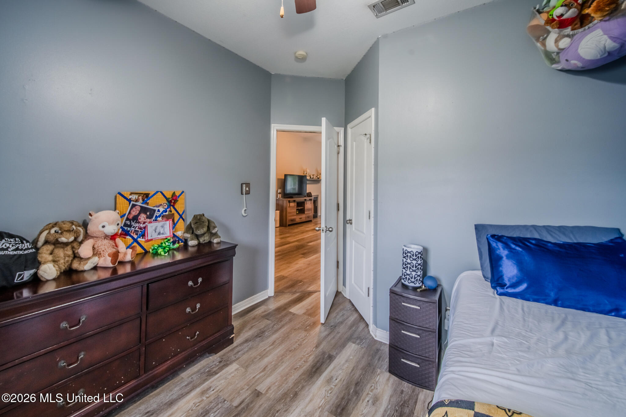 21645 E Ridge Drive Property Photo 25