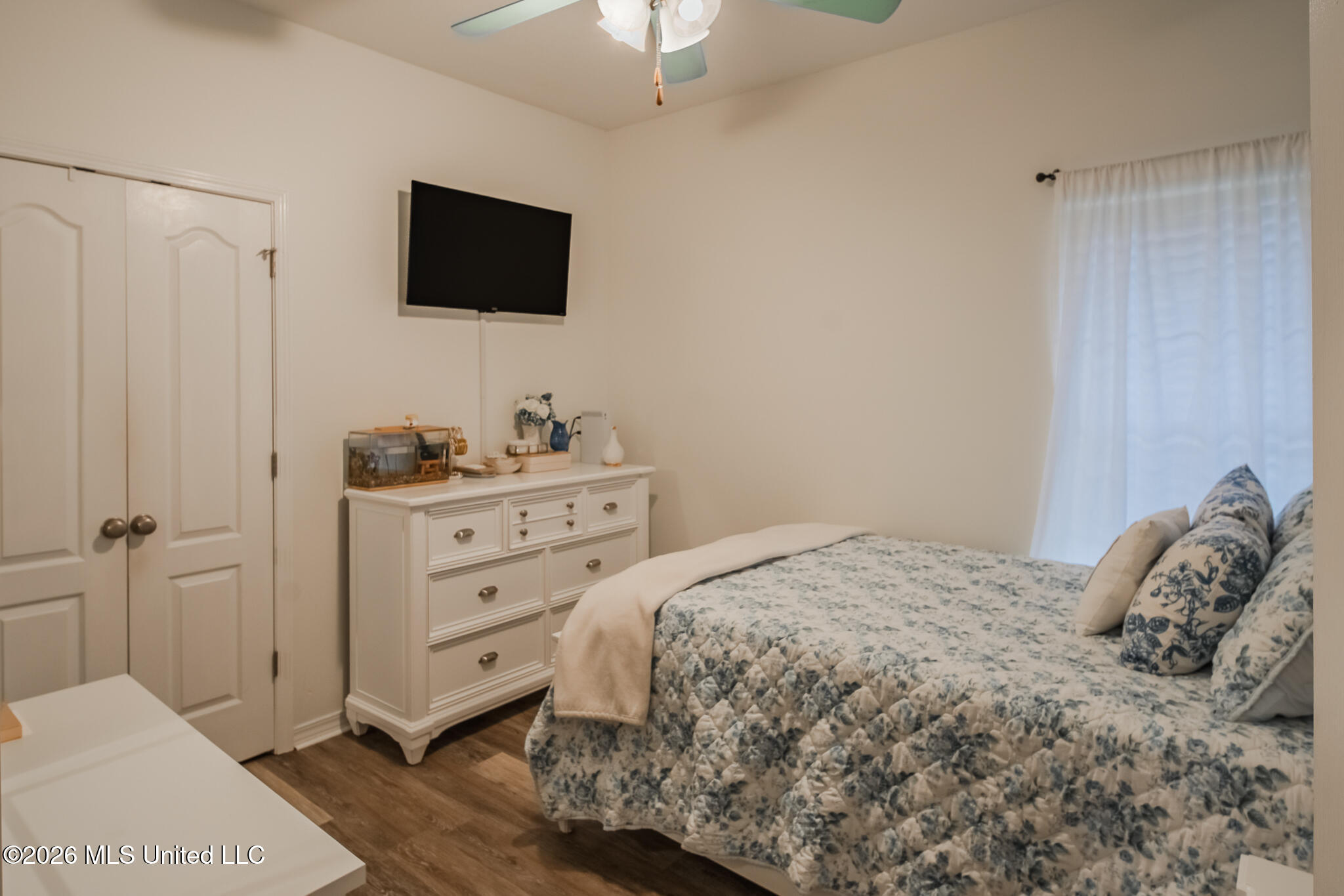 21645 E Ridge Drive Property Photo 31