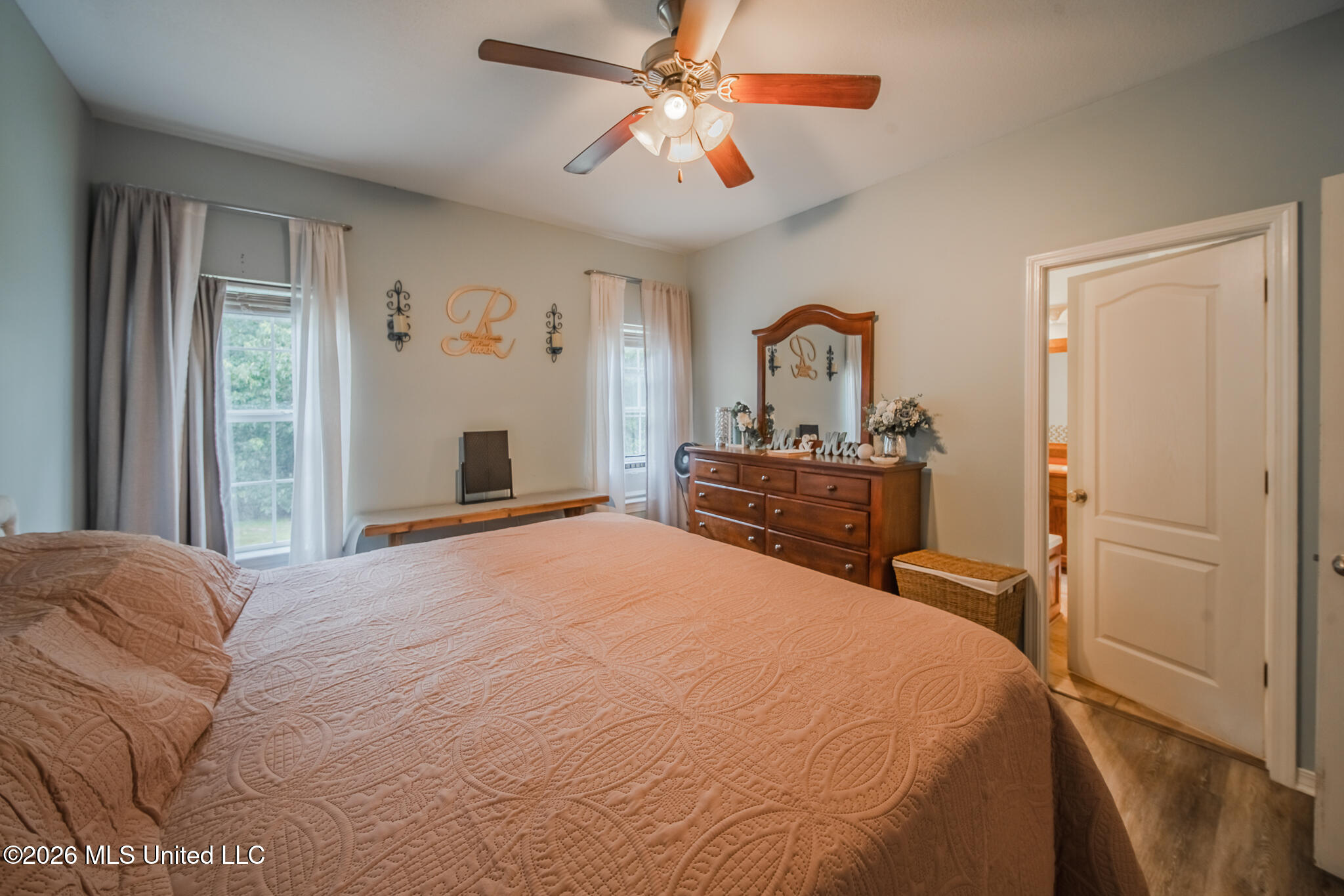 21645 E Ridge Drive Property Photo 34
