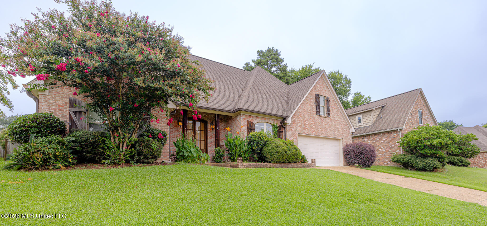 111 Hallmark Place Property Photo 1