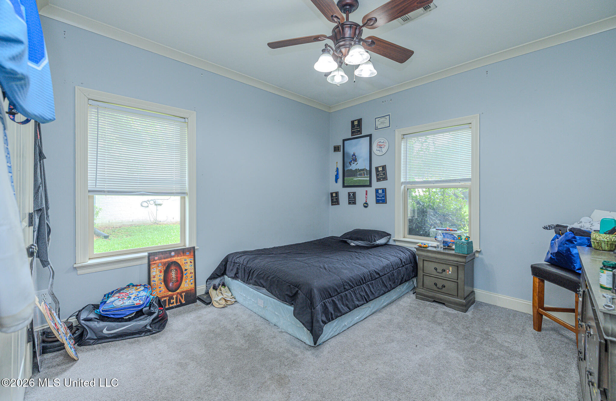 111 Hallmark Place Property Photo 8