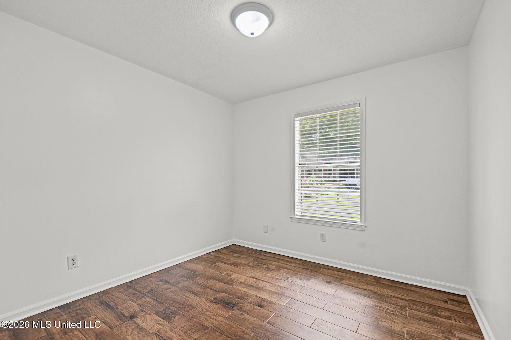 8144 Cedarbrook Drive Property Photo 12