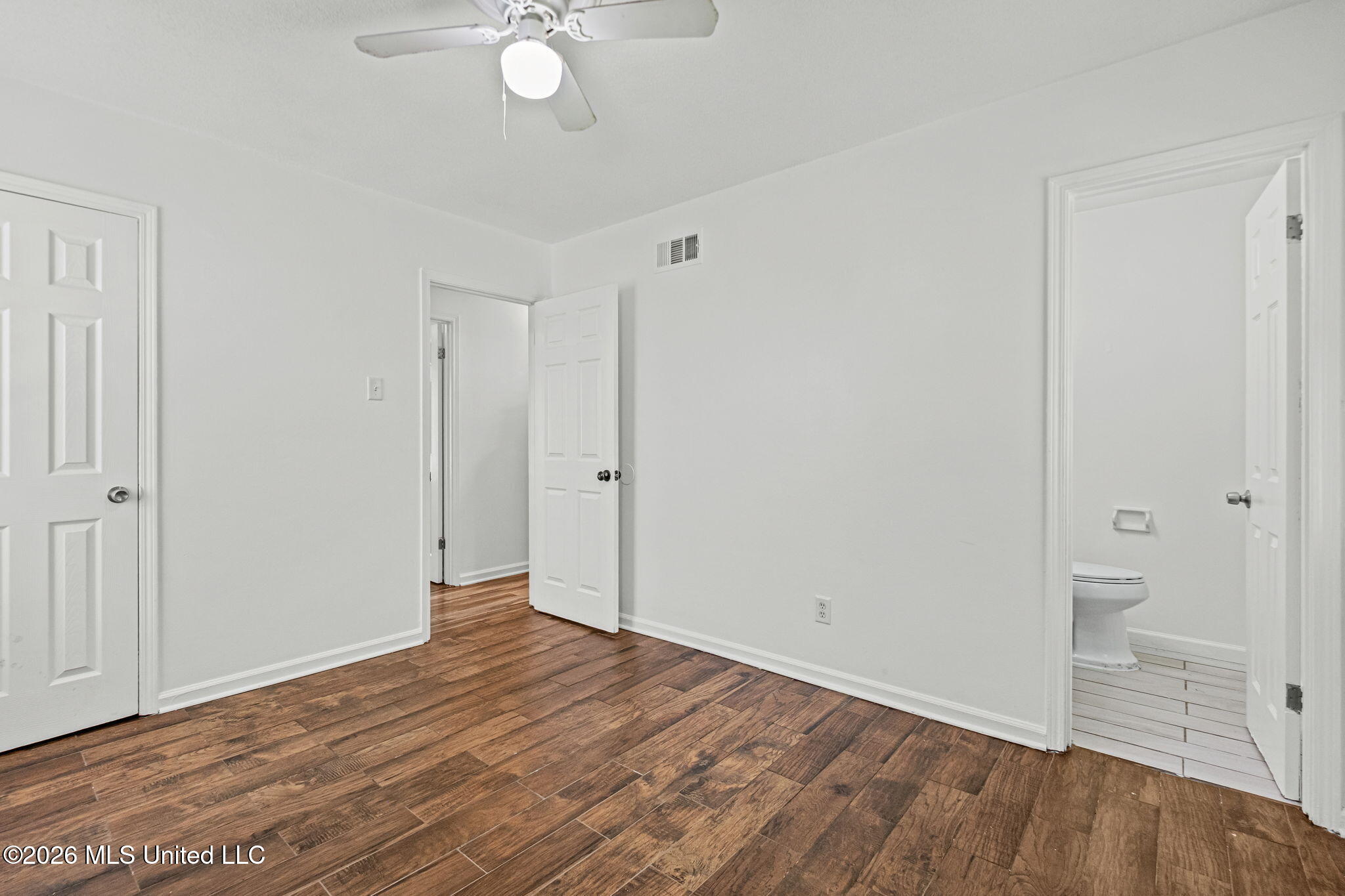 8144 Cedarbrook Drive Property Photo 15